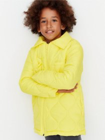 Демісезонна куртка Trendyol модель TKDAW23MO00041/Sari Фото