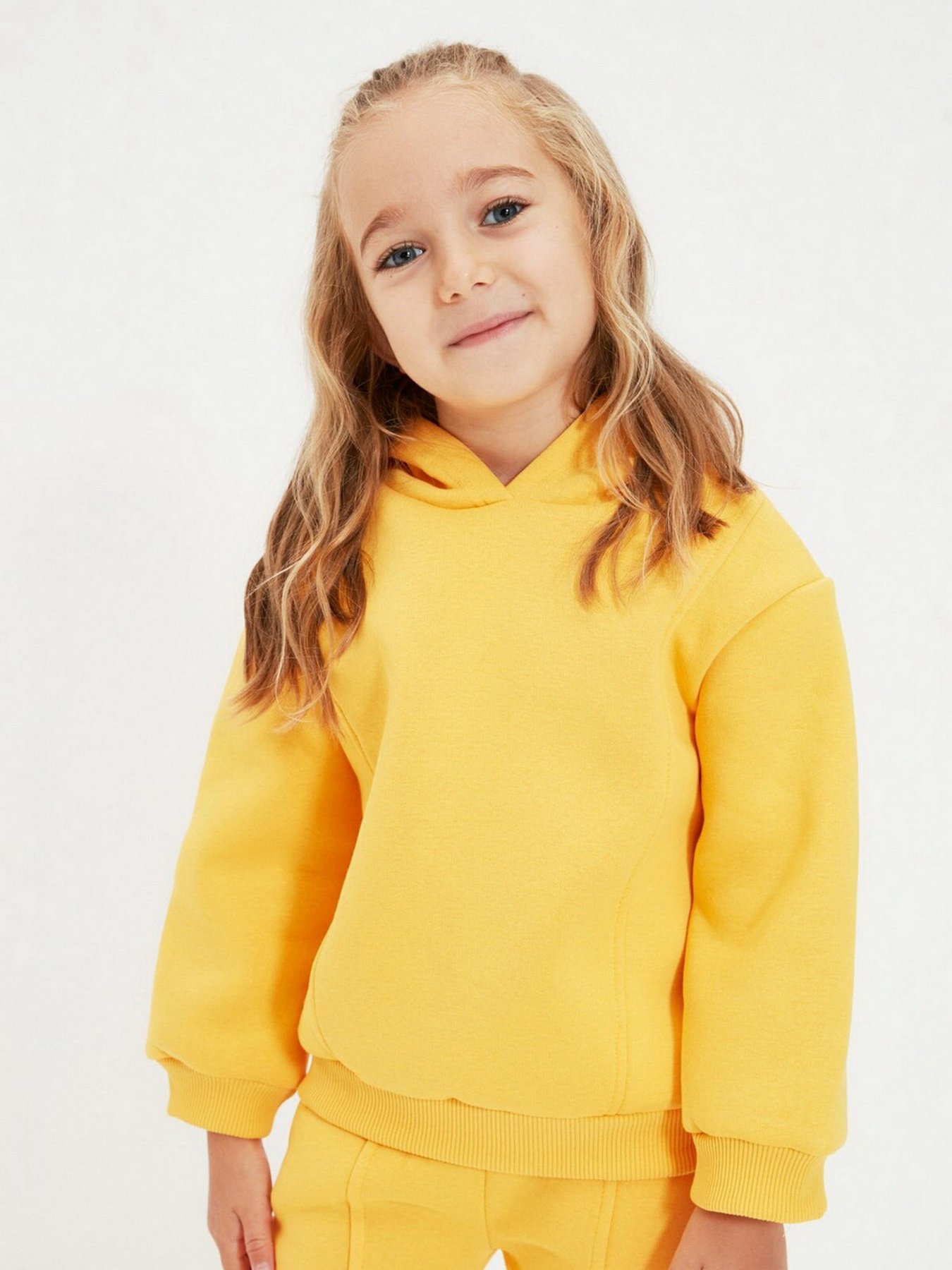 Свитшот Trendyol модель TKDAW22SW0657/Sari Фото