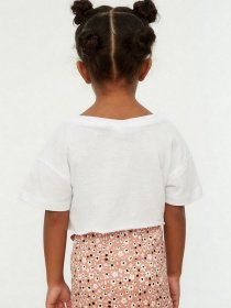 Футболка Trendyol модель TKDSS22TS0011/Beyaz Фото