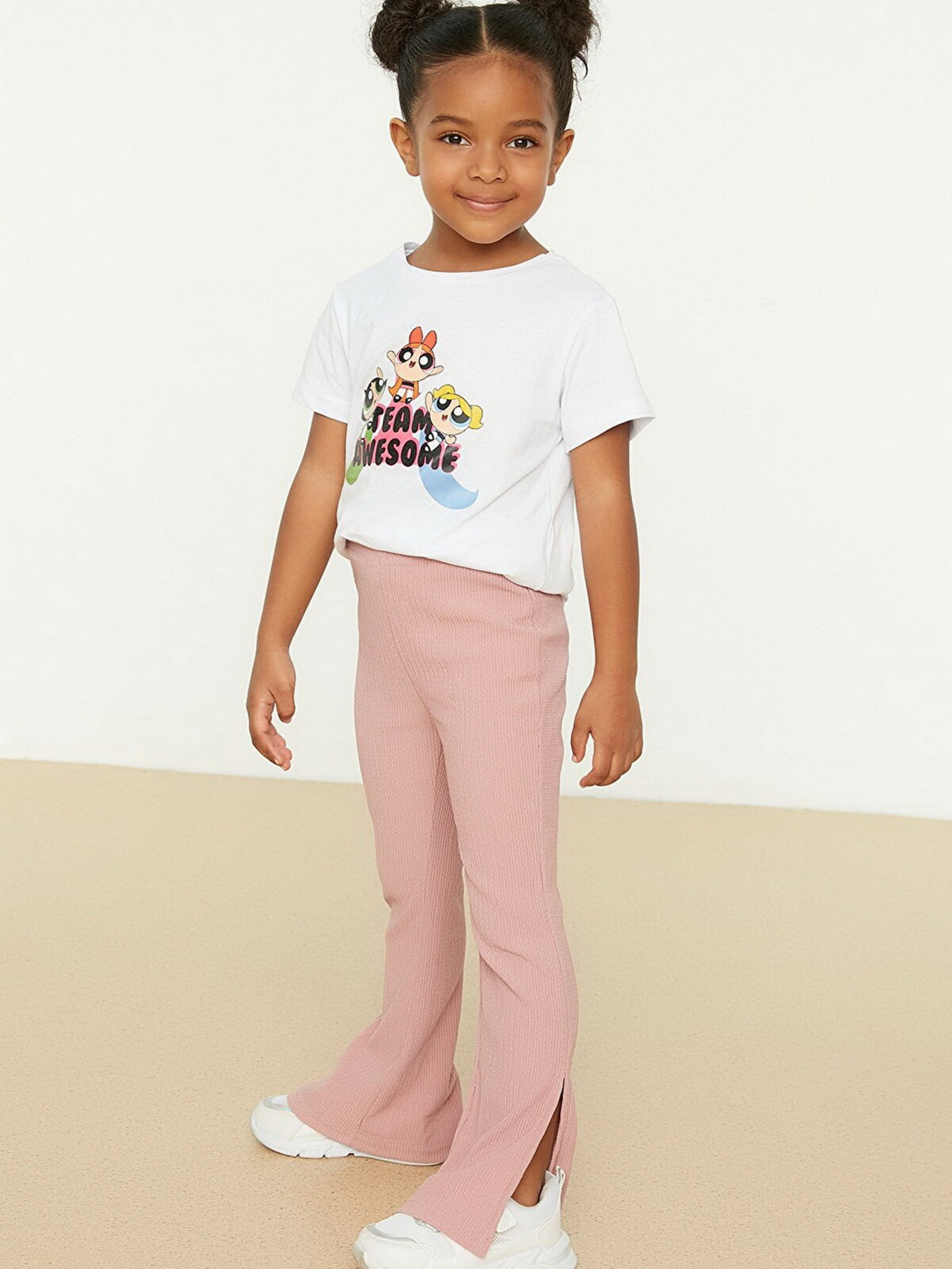 Повсякденні штани Trendyol модель TKDSS22PL0233/Gul Kurusu Фото