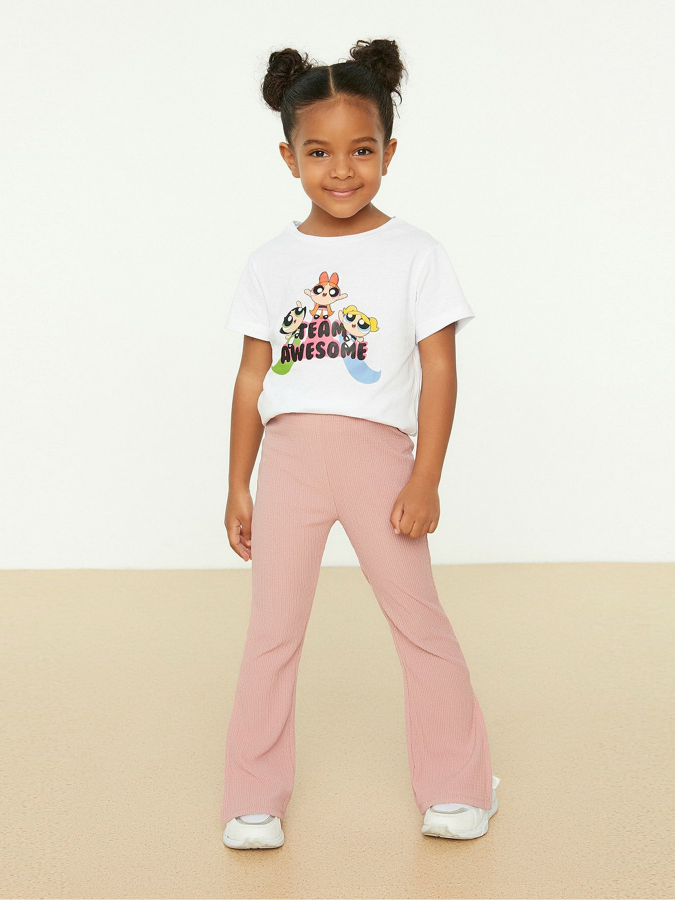 Повсякденні штани Trendyol модель TKDSS22PL0233/Gul Kurusu Фото