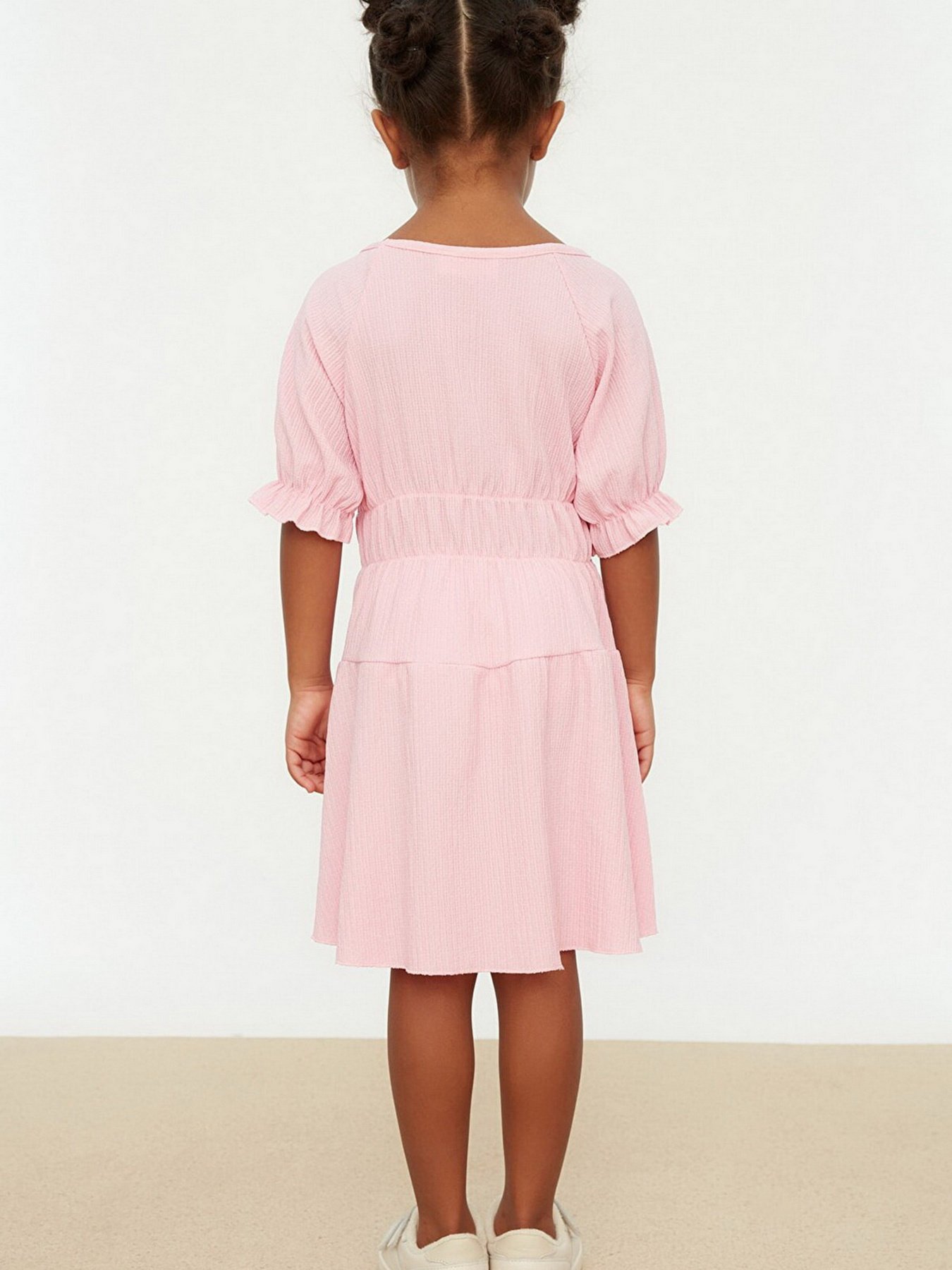 Платье миди Trendyol модель TKDSS22EL1113/Pembe Фото