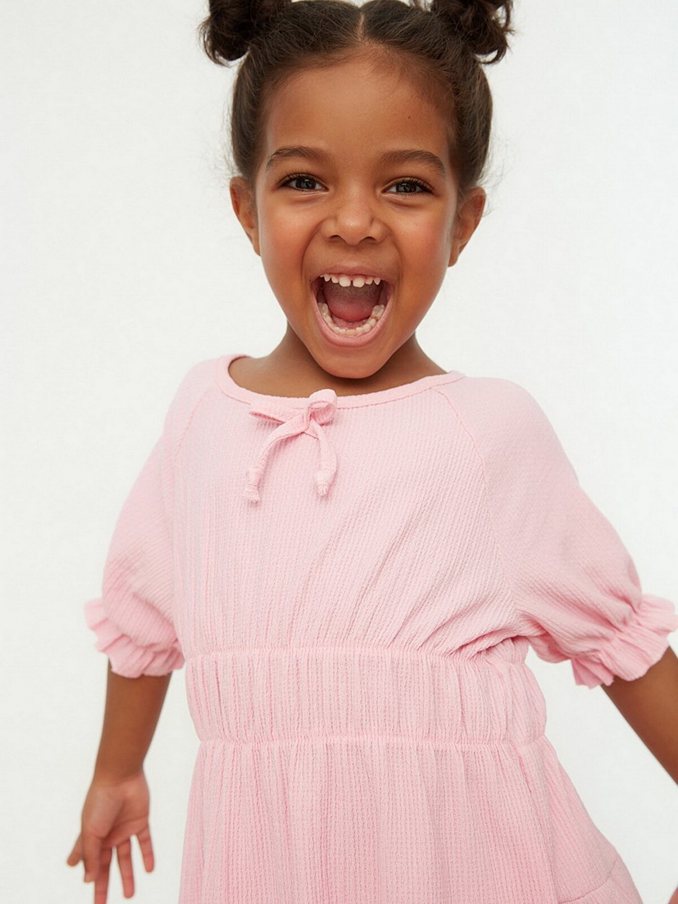 Платье миди Trendyol модель TKDSS22EL1113/Pembe Фото