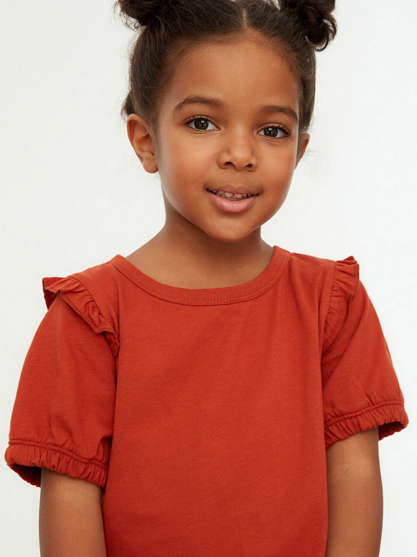 Футболка Trendyol модель TKDSS22BZ0871/Tarcin Футболка Trendyol модель TKDSS22BZ0871/Tarcin Фото