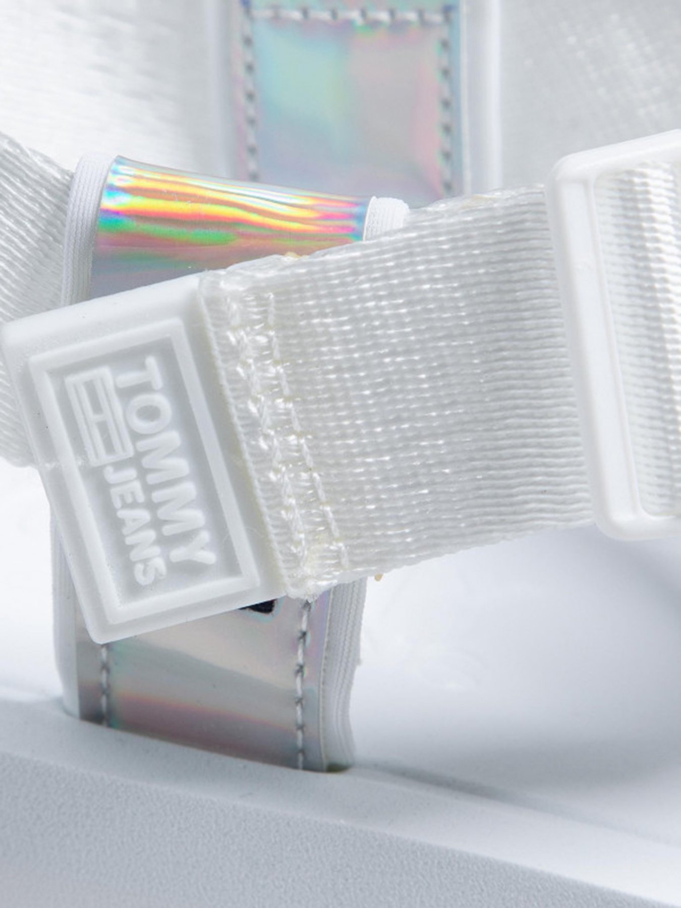 Сандалии Tommy Hilfiger IRIDESCENT STRAPPY модель EN0EN01332-YBR Фото