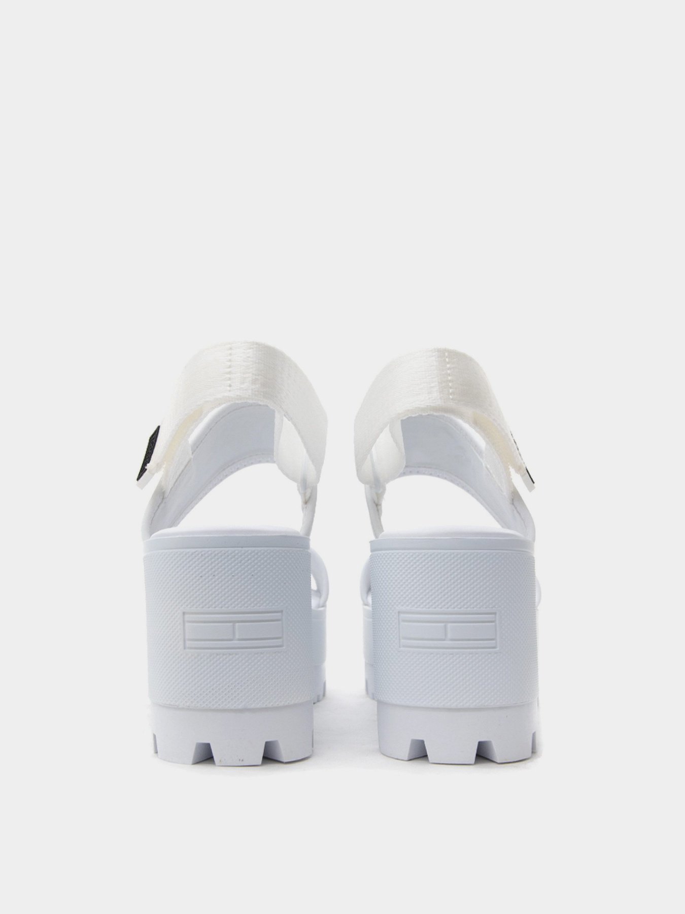 Босоніжки Tommy Hilfiger IRIDESCENT MID HEEL модель EN0EN01337-YBR Фото