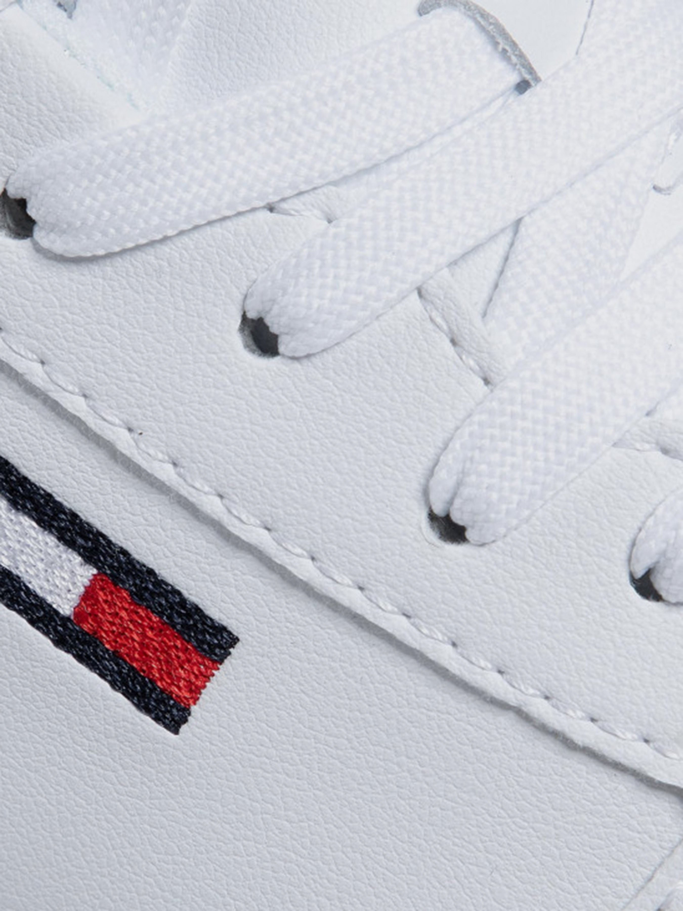 Кеды низкие Tommy Hilfiger модель EN0EN01347-YBR Фото