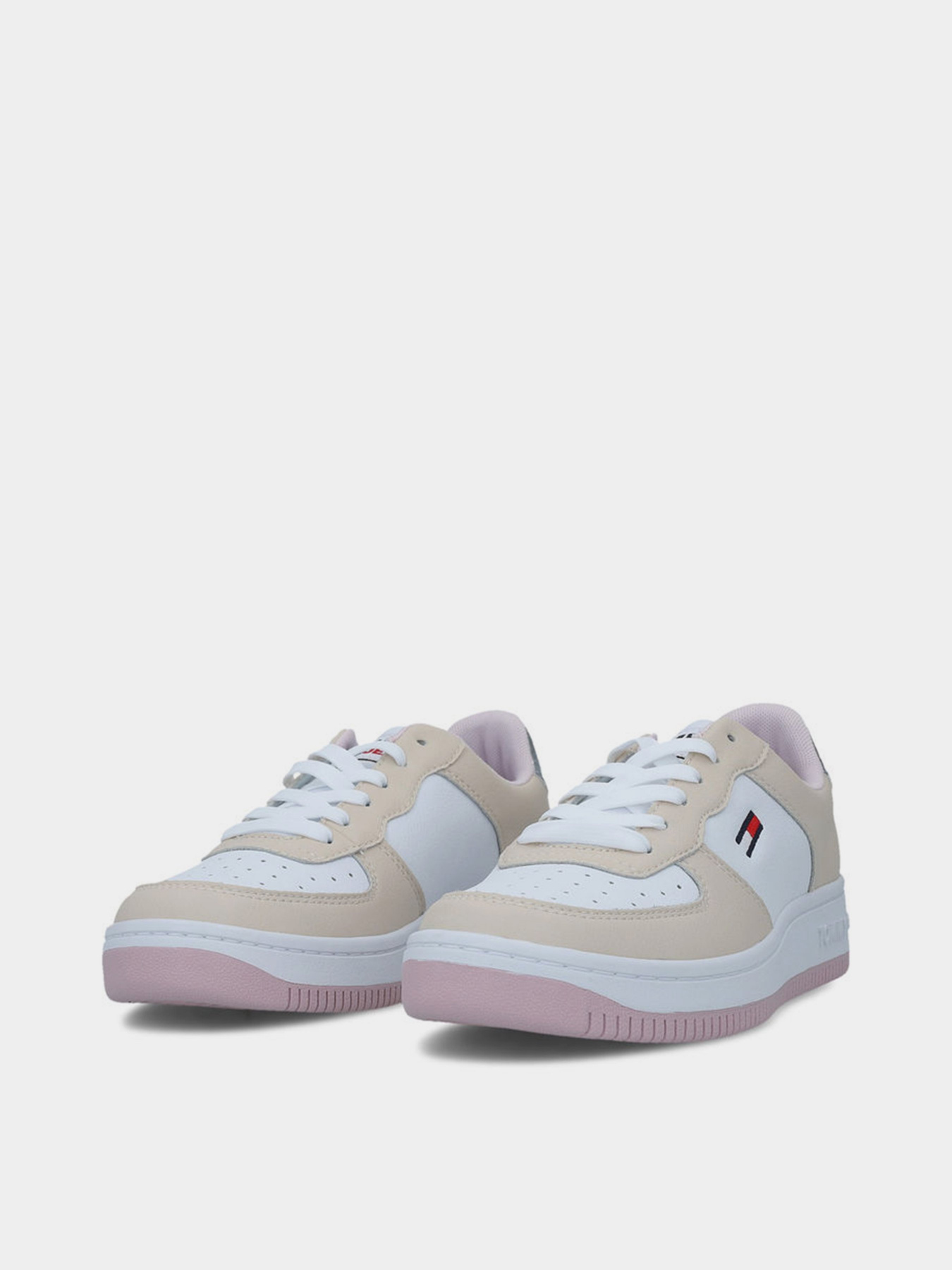 Кеды низкие Tommy Hilfiger модель EN0EN01348-AA8 Фото