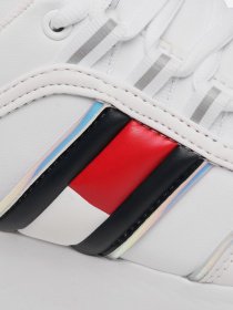 Кросівки повсякденні Tommy Hilfiger High Cleated Iridescent модель EN0EN01354-YBR Кросівки повсякденні Tommy Hilfiger High Cleated Iridescent модель EN0EN01354-YBR Фото