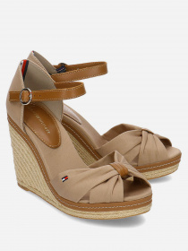 Босоніжки Tommy Hilfiger модель FW0FW00905-068 Фото