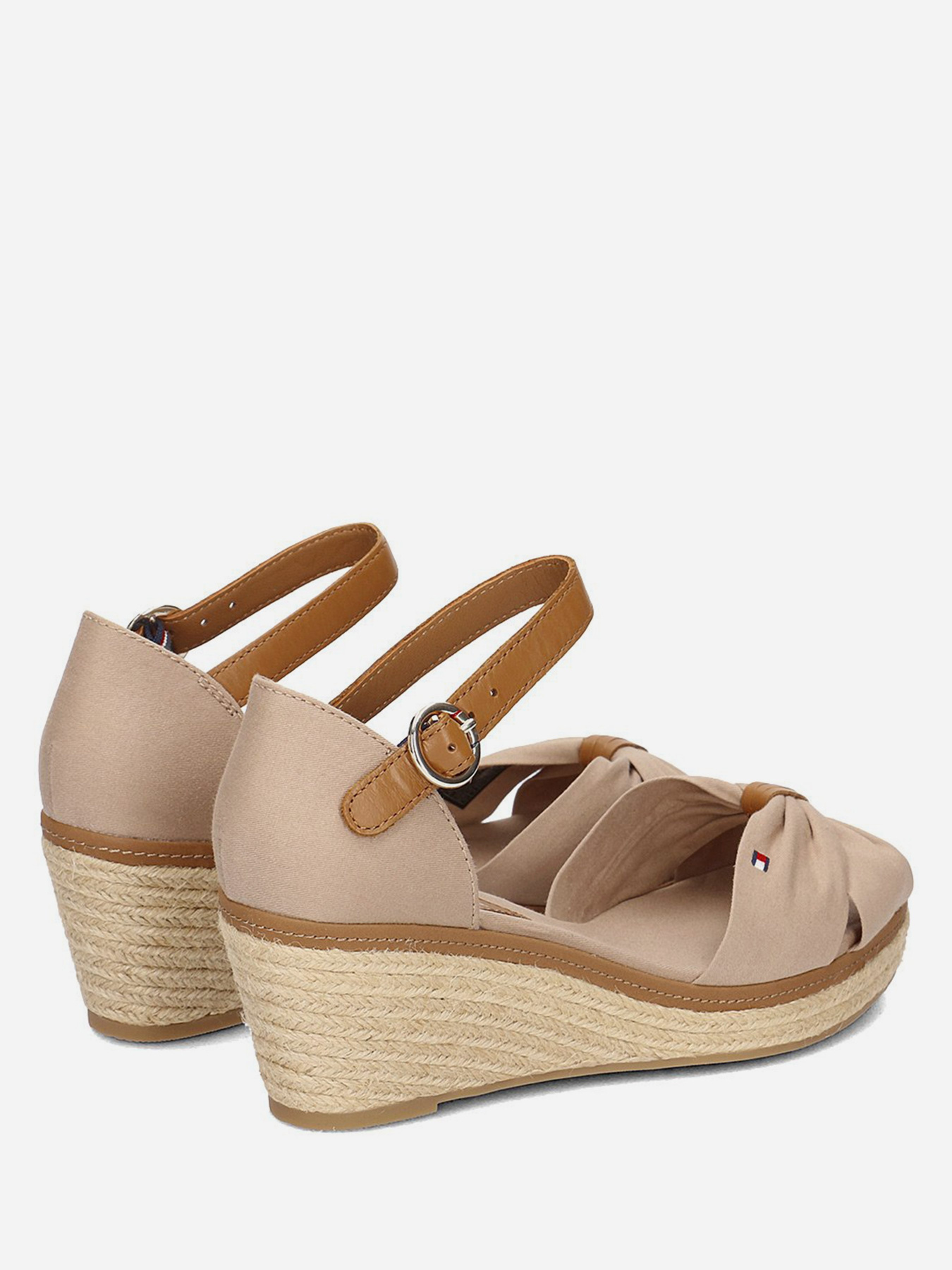 Босоножки Tommy Hilfiger модель FW0FW00906-068 Босоножки Tommy Hilfiger модель FW0FW00906-068 Фото