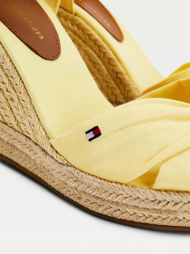 Босоніжки Tommy Hilfiger модель FW0FW04784-ZFF Фото