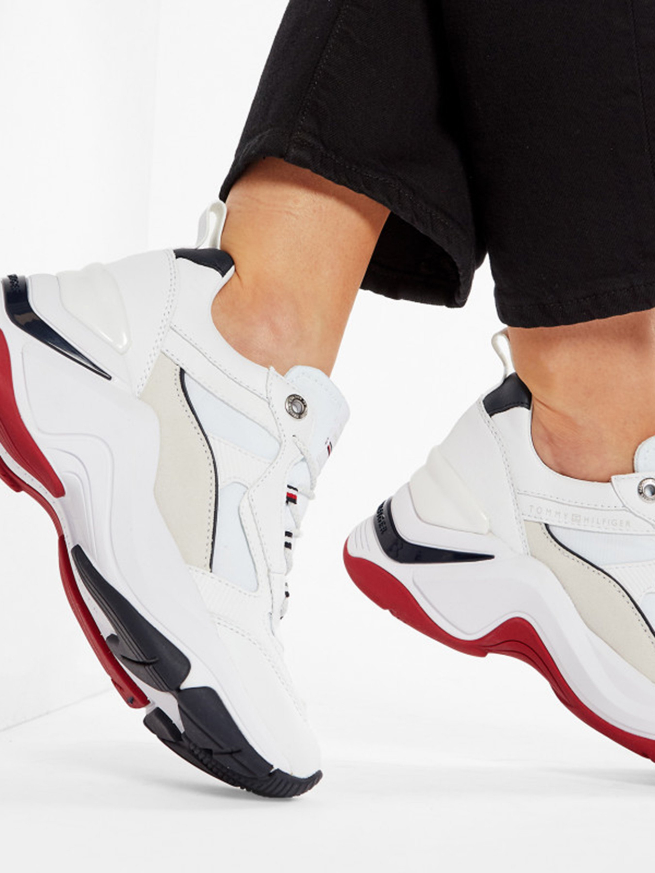 Кроссовки Tommy Hilfiger модель FW0FW05566-0GY Фото