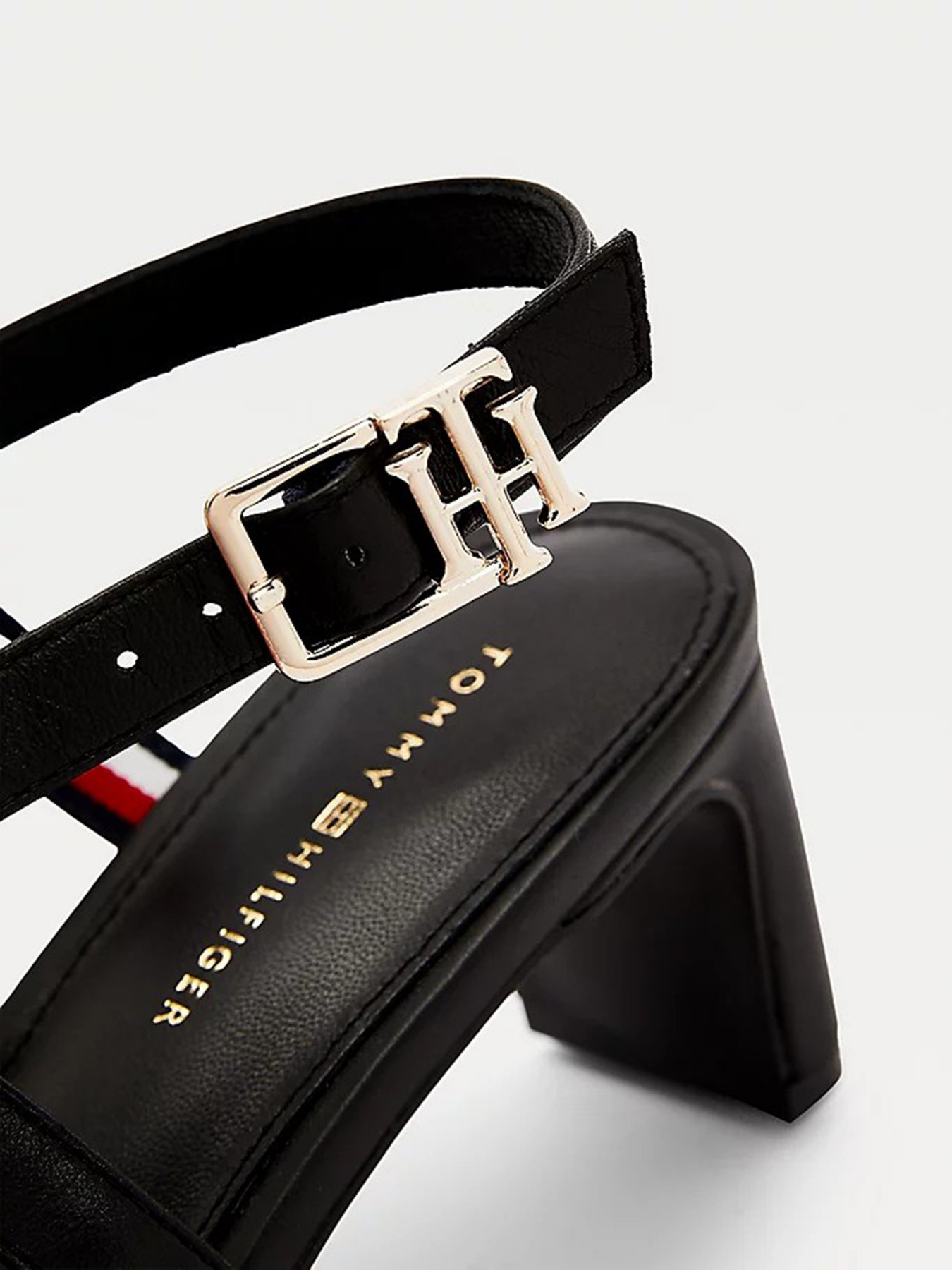 Босоніжки Tommy Hilfiger модель FW0FW05600-BDS Фото