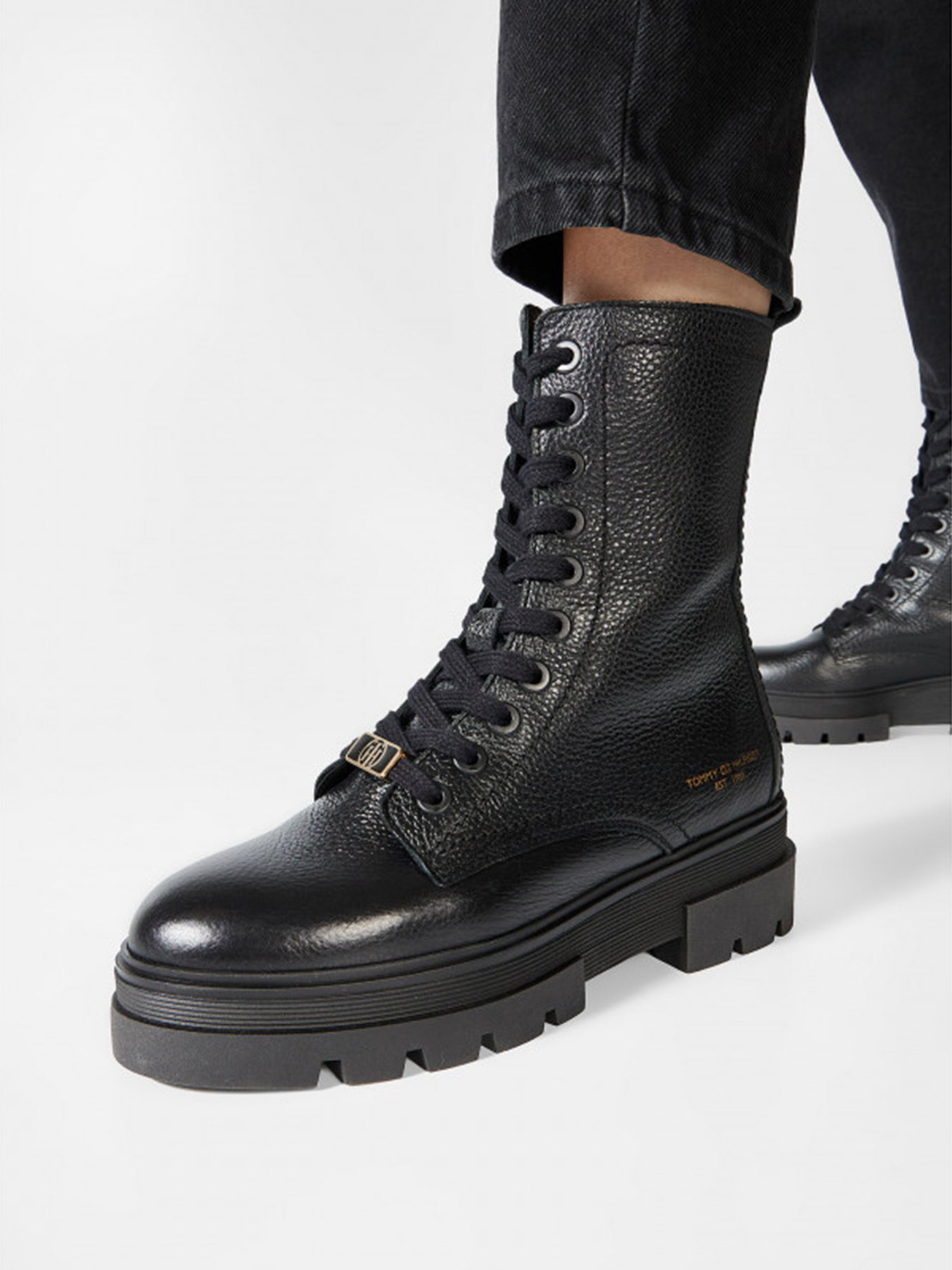 Ботинки Tommy Hilfiger модель FW0FW05946-BDS Фото