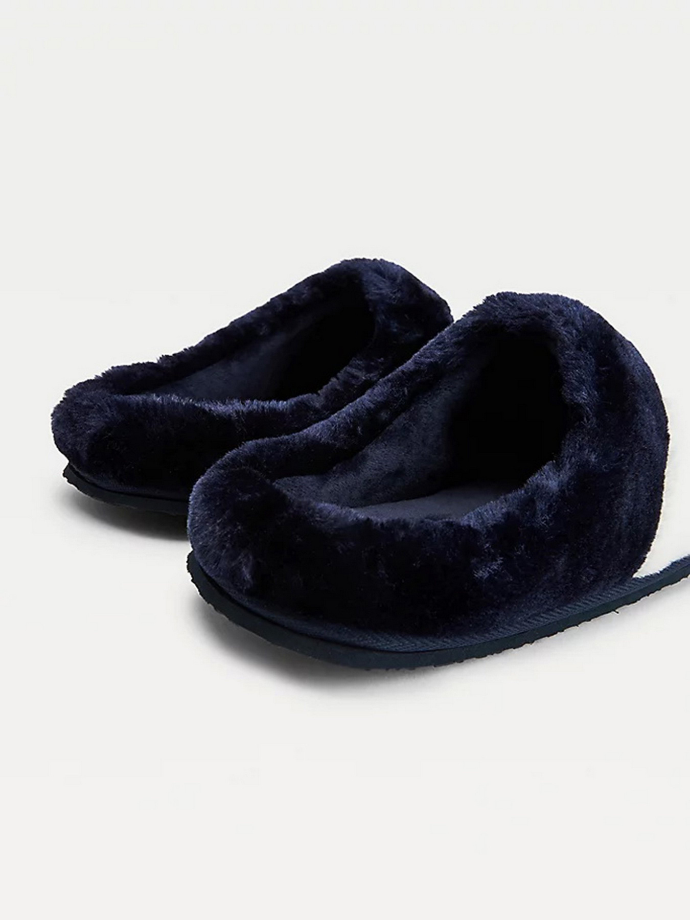 Капці Tommy Hilfiger модель FW0FW05148-0K4 Капці Tommy Hilfiger модель FW0FW05148-0K4 Фото