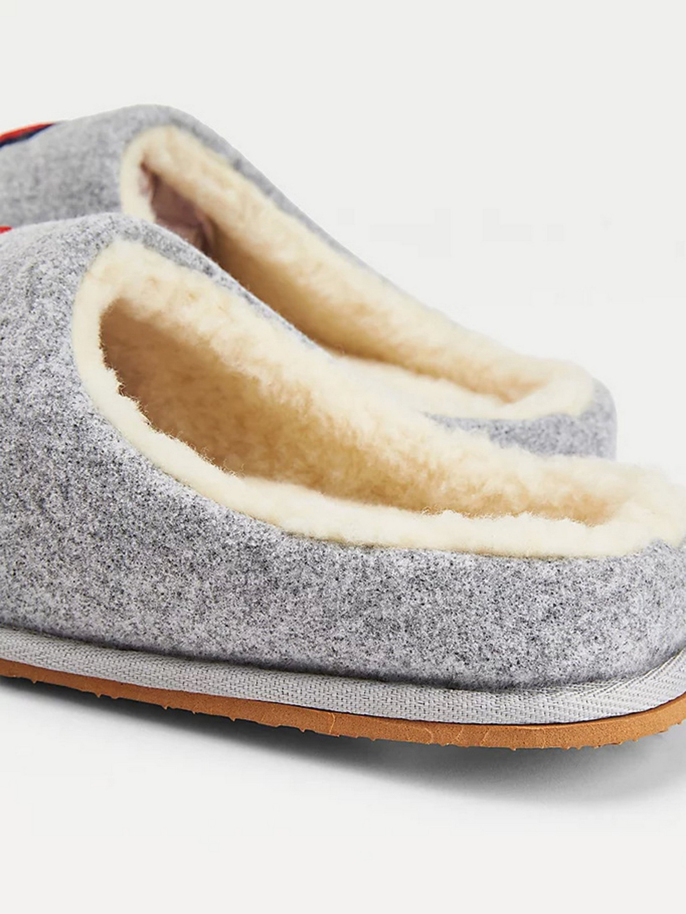 Капці Tommy Hilfiger модель FW0FW05429-0IM Фото