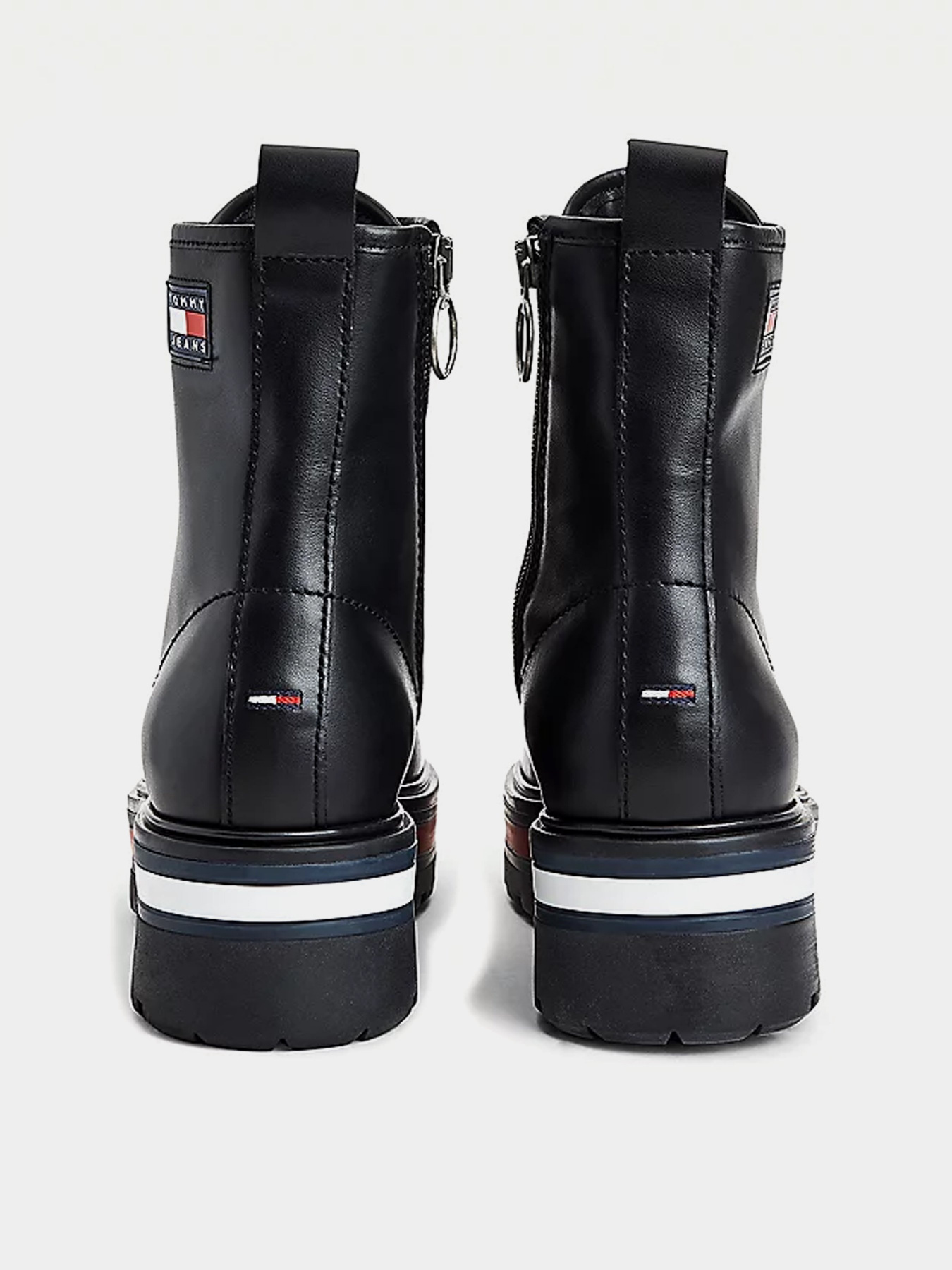 Ботинки Tommy Hilfiger Badge Iridescent Eyelet Cleat модель EN0EN01580-BDS Фото
