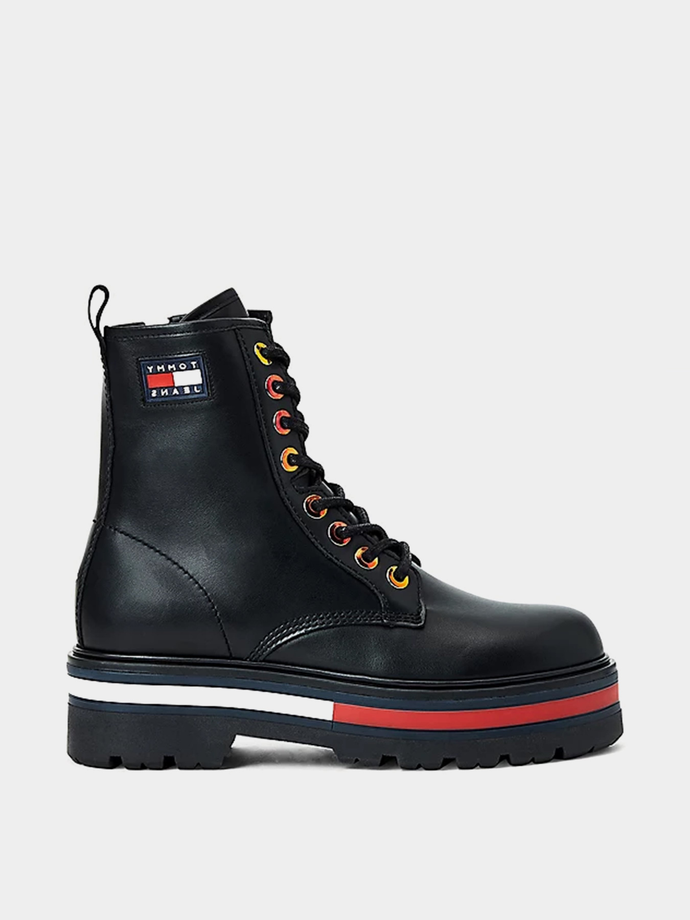 Черевики Tommy Hilfiger Badge Iridescent Eyelet Cleat модель EN0EN01580-BDS Черевики Tommy Hilfiger Badge Iridescent Eyelet Cleat модель EN0EN01580-BDS Фото