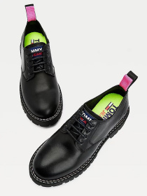 Полуботинки Tommy Hilfiger Leather Cleat Derby модель EN0EN01586-BDS Фото