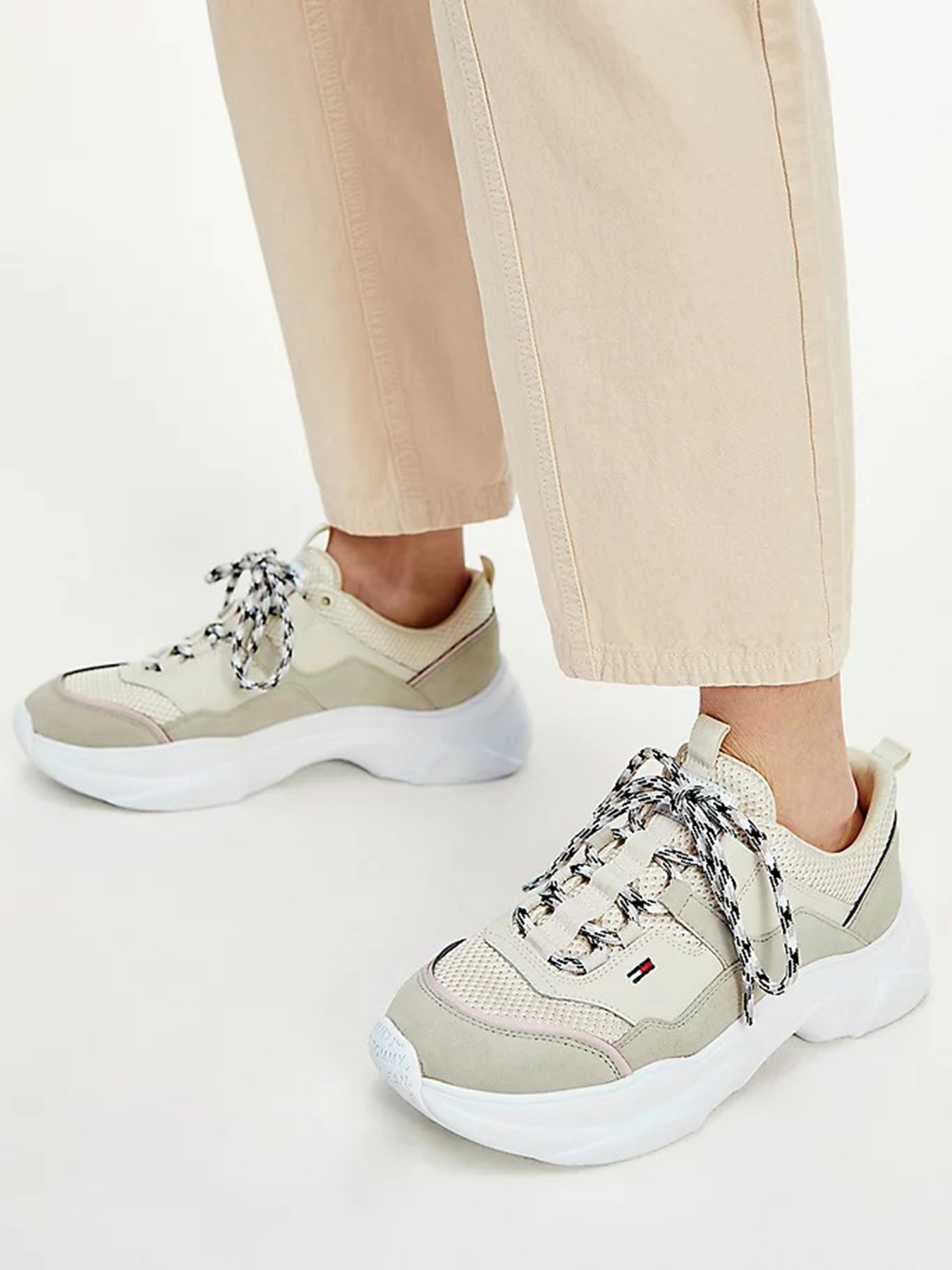 Кроссовки повседневные Tommy Hilfiger Lightweight модель EN0EN01436-ABI Фото