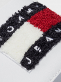 Шльопанці Tommy Hilfiger модель EN0EN01644-YBR Фото