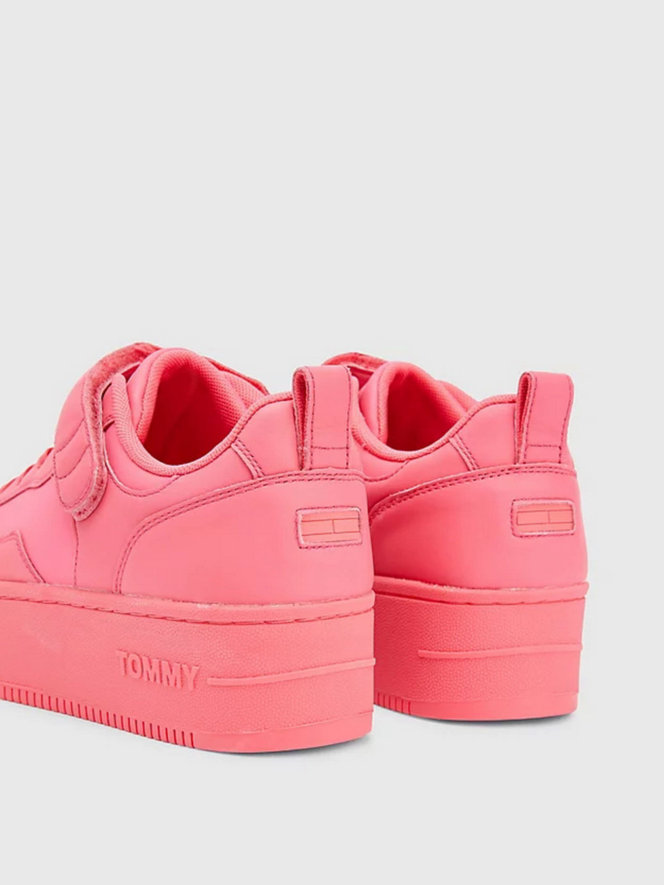 Кроссовки повседневные Tommy Hilfiger модель EN0EN02101-TJN Фото