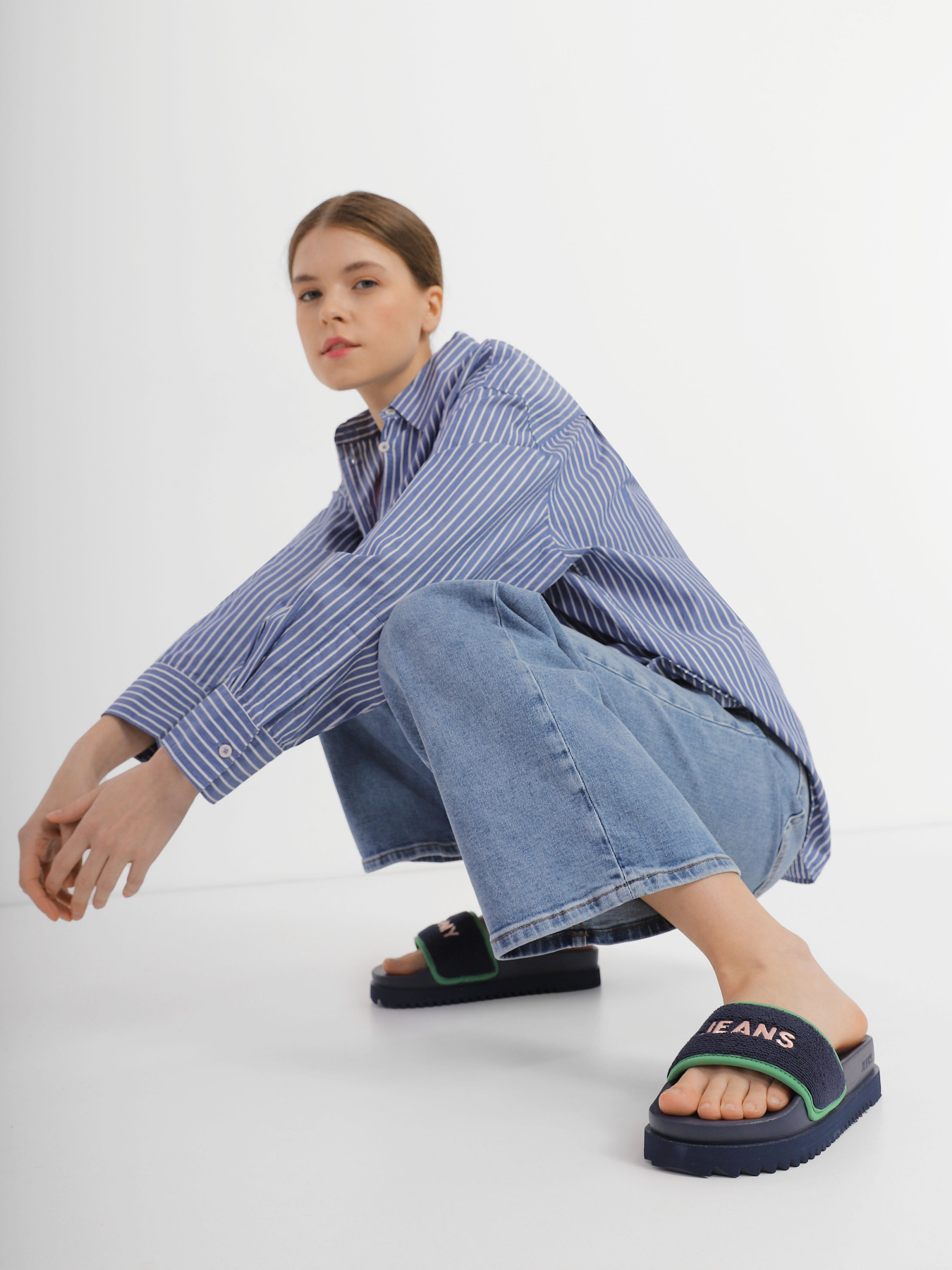 Шлепанцы Tommy Hilfiger модель EN0EN02109-C87 Фото