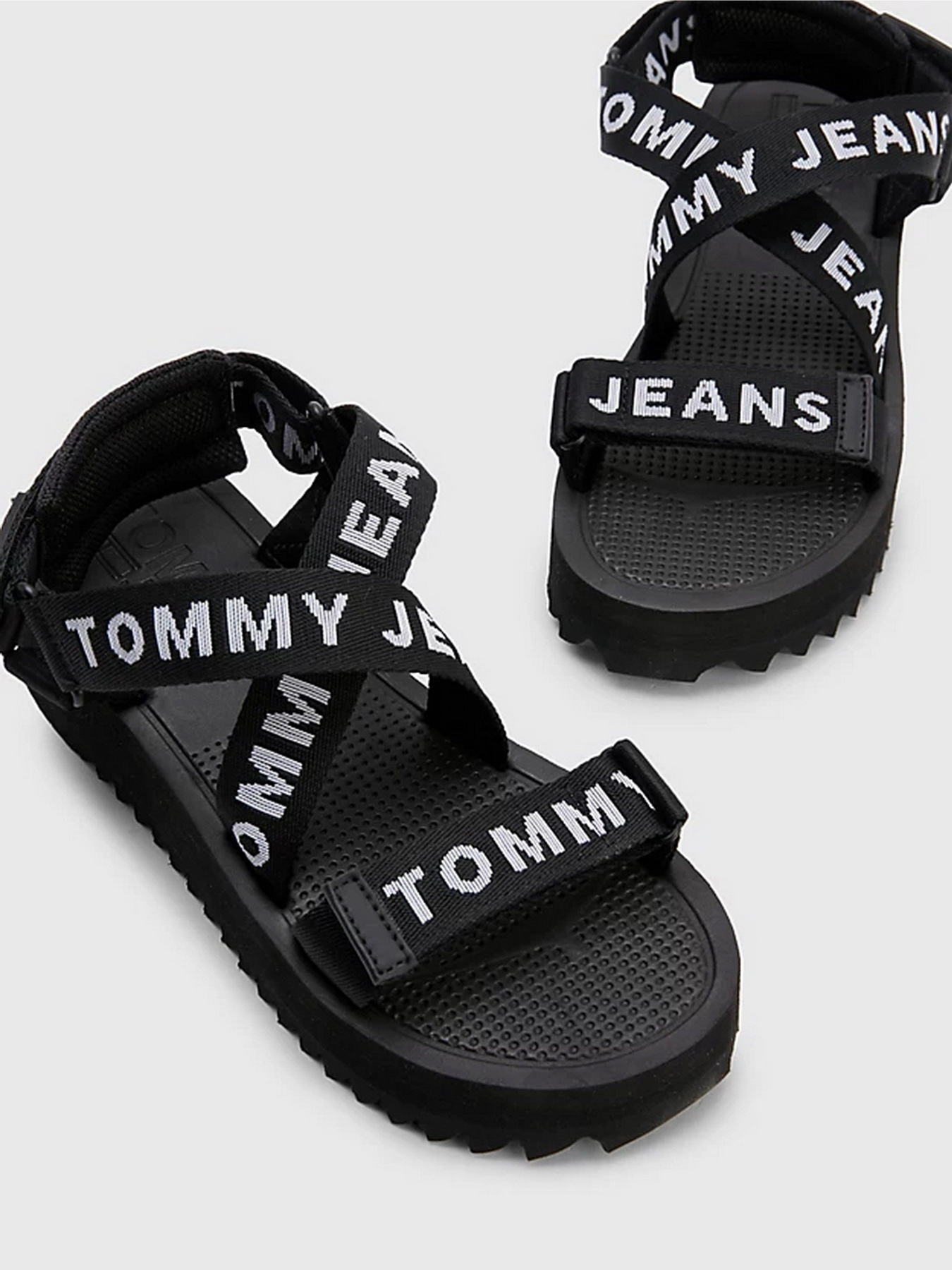 Сандалии Tommy Hilfiger модель EN0EN02119-0GJ Фото