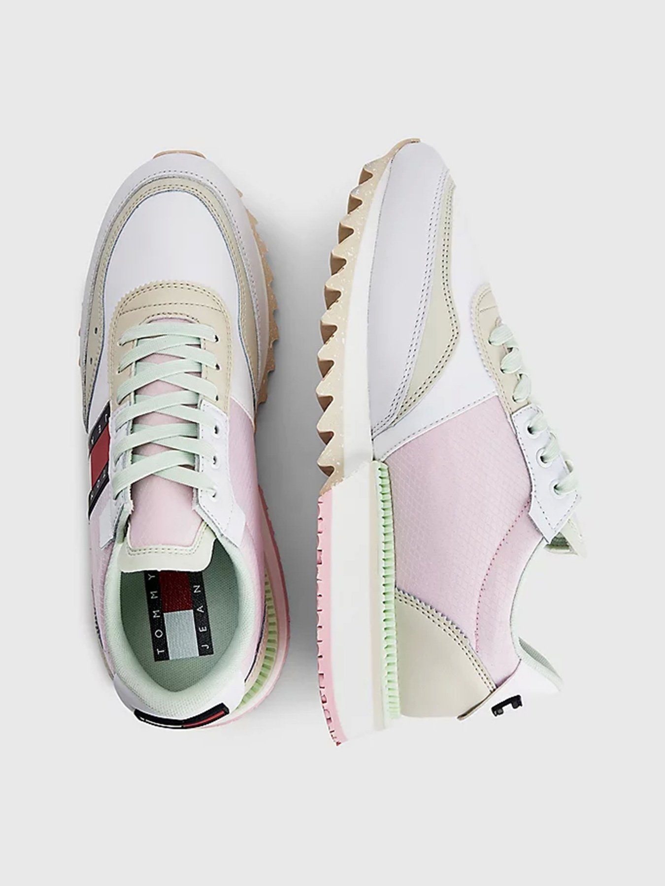 Кросівки Tommy Hilfiger модель EN0EN02130-0K4 Фото