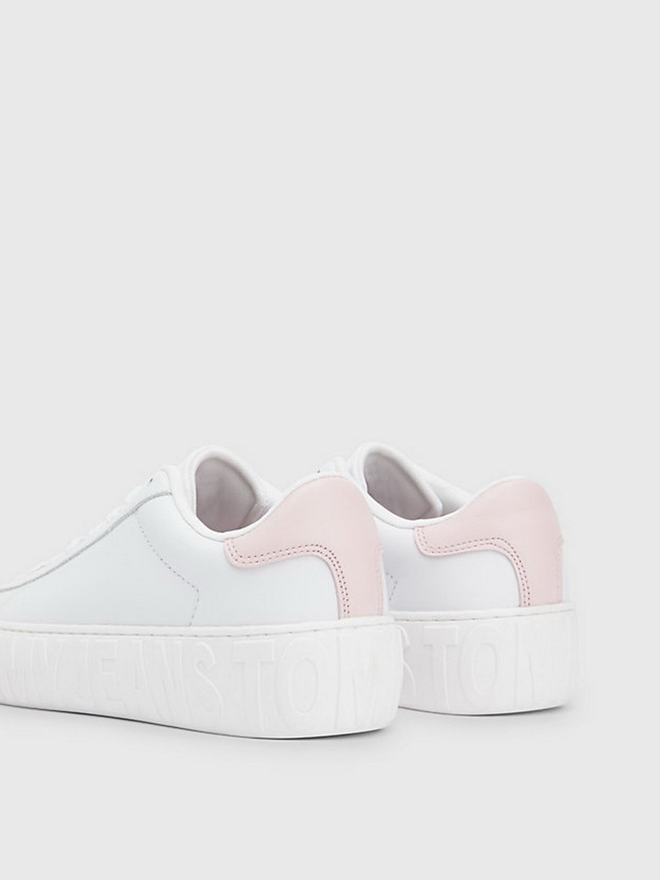 Кроссовки повседневные Tommy Hilfiger модель EN0EN02137-0K4 Фото