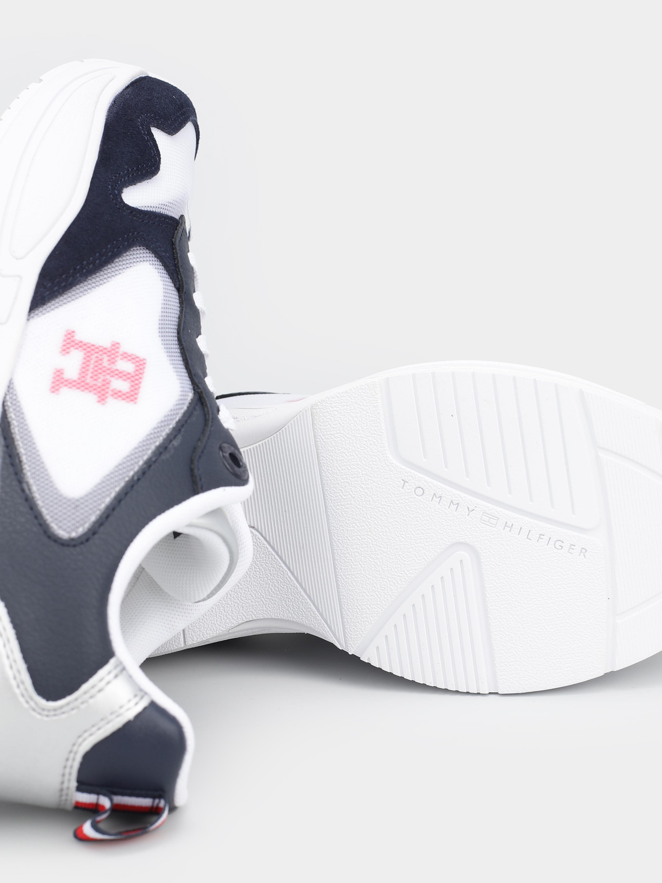 Кроссовки Tommy Hilfiger модель FW0FW06952-0GY Фото