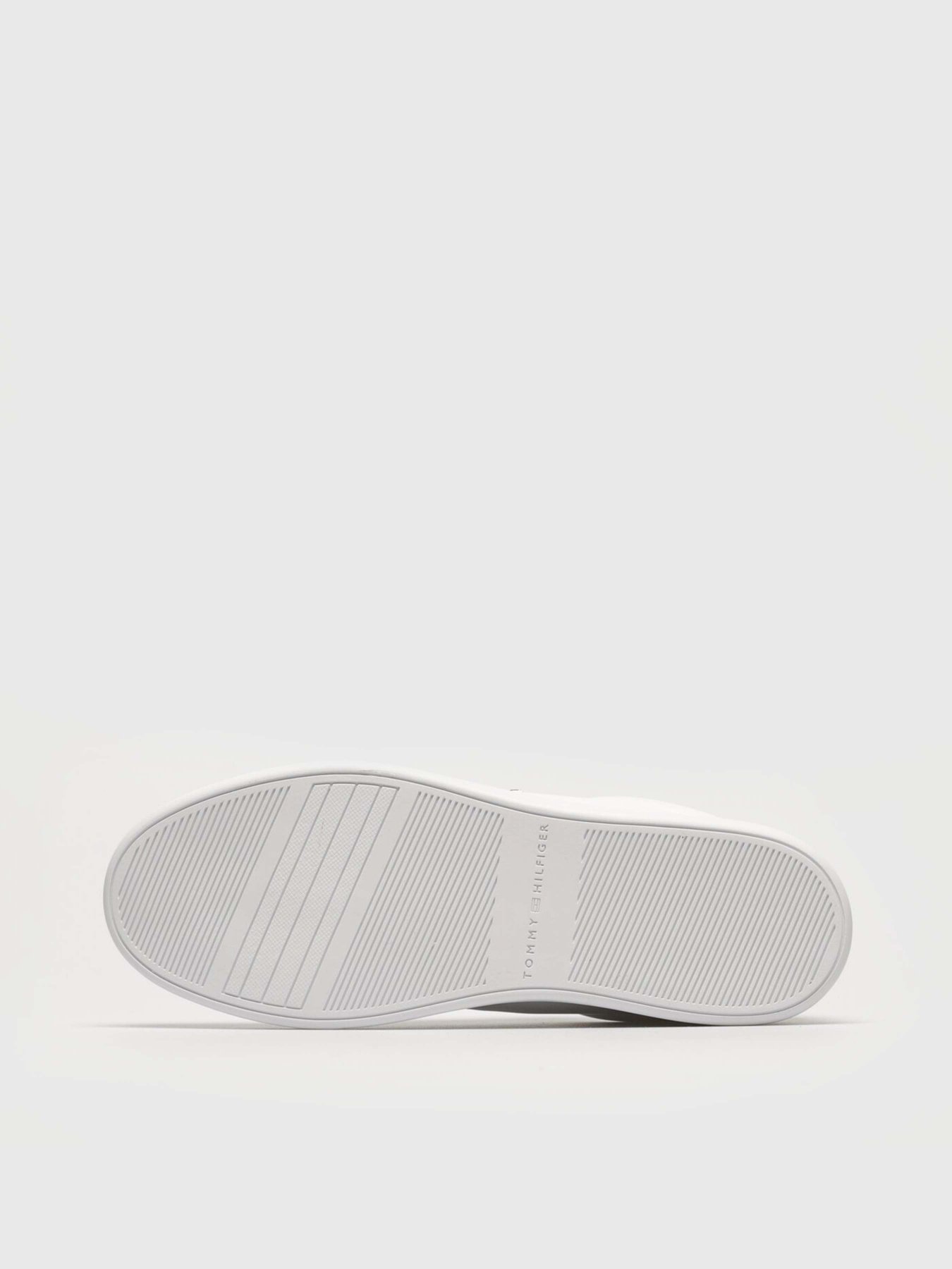 Кеды низкие Tommy Hilfiger Elevated Essential Court модель FW0FW06965-0K9 Фото