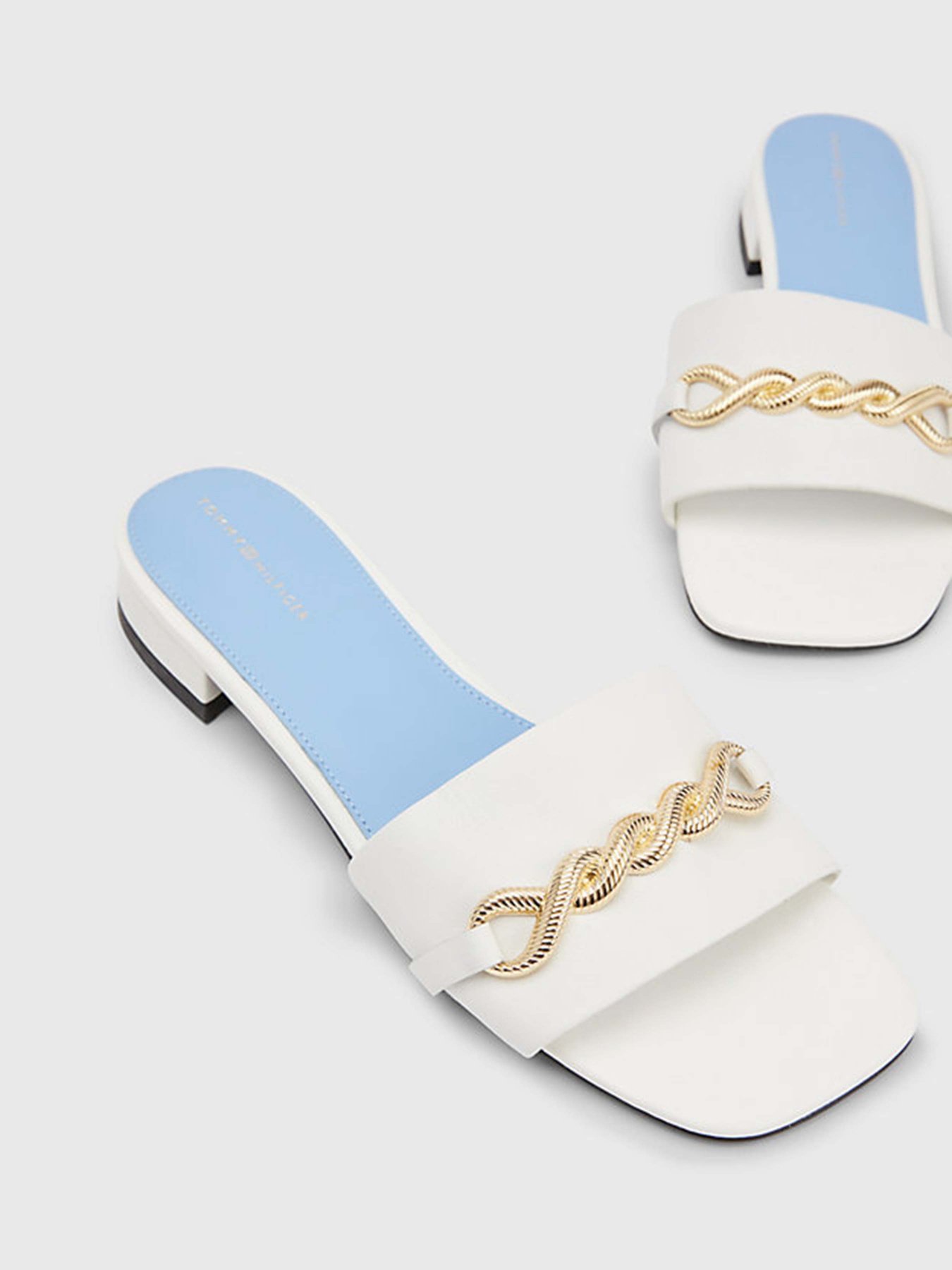 Шльопанці Tommy Hilfiger модель FW0FW06993-YBL Фото