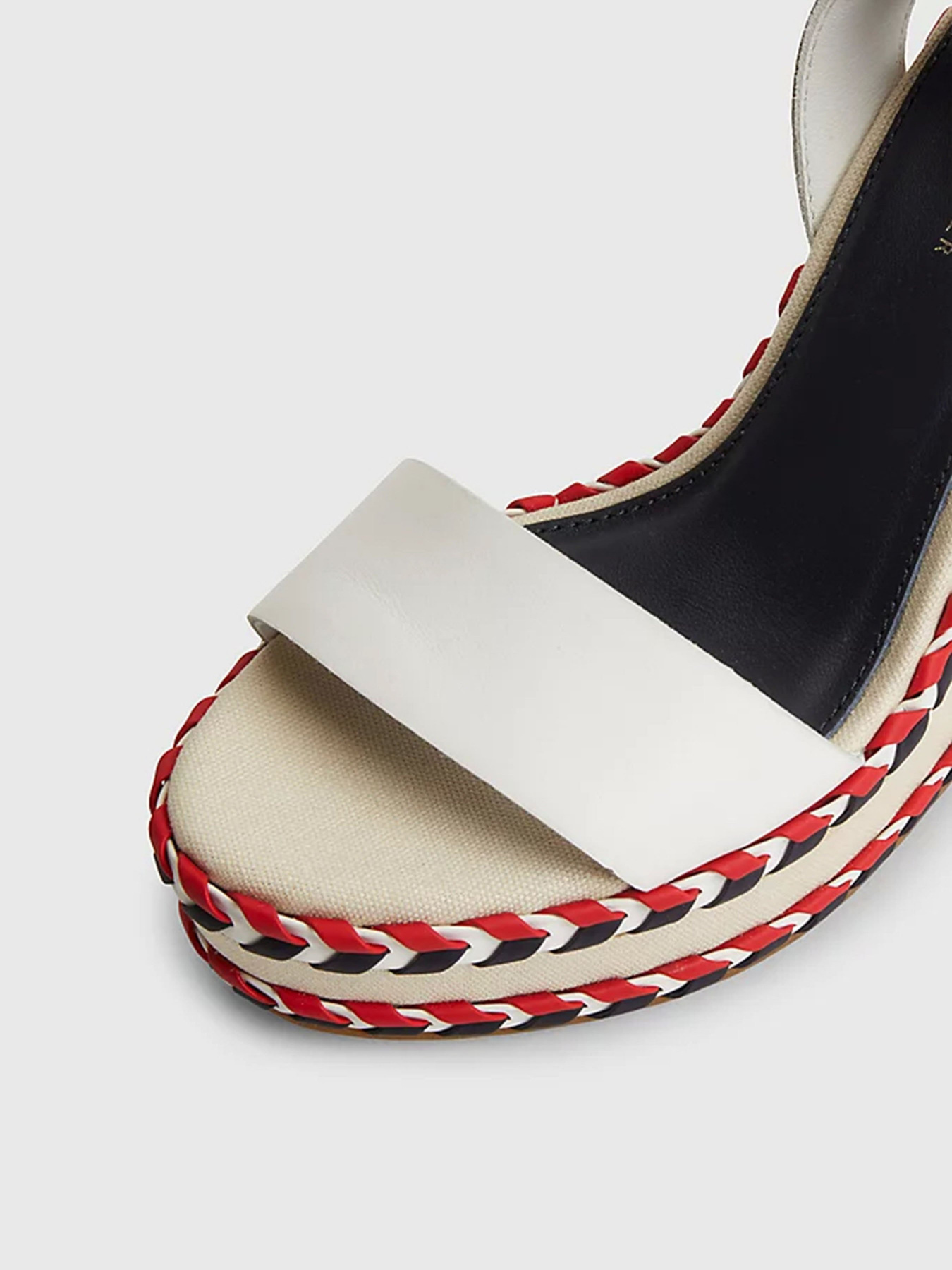 Босоножки Tommy Hilfiger модель FW0FW07009-YBL Фото