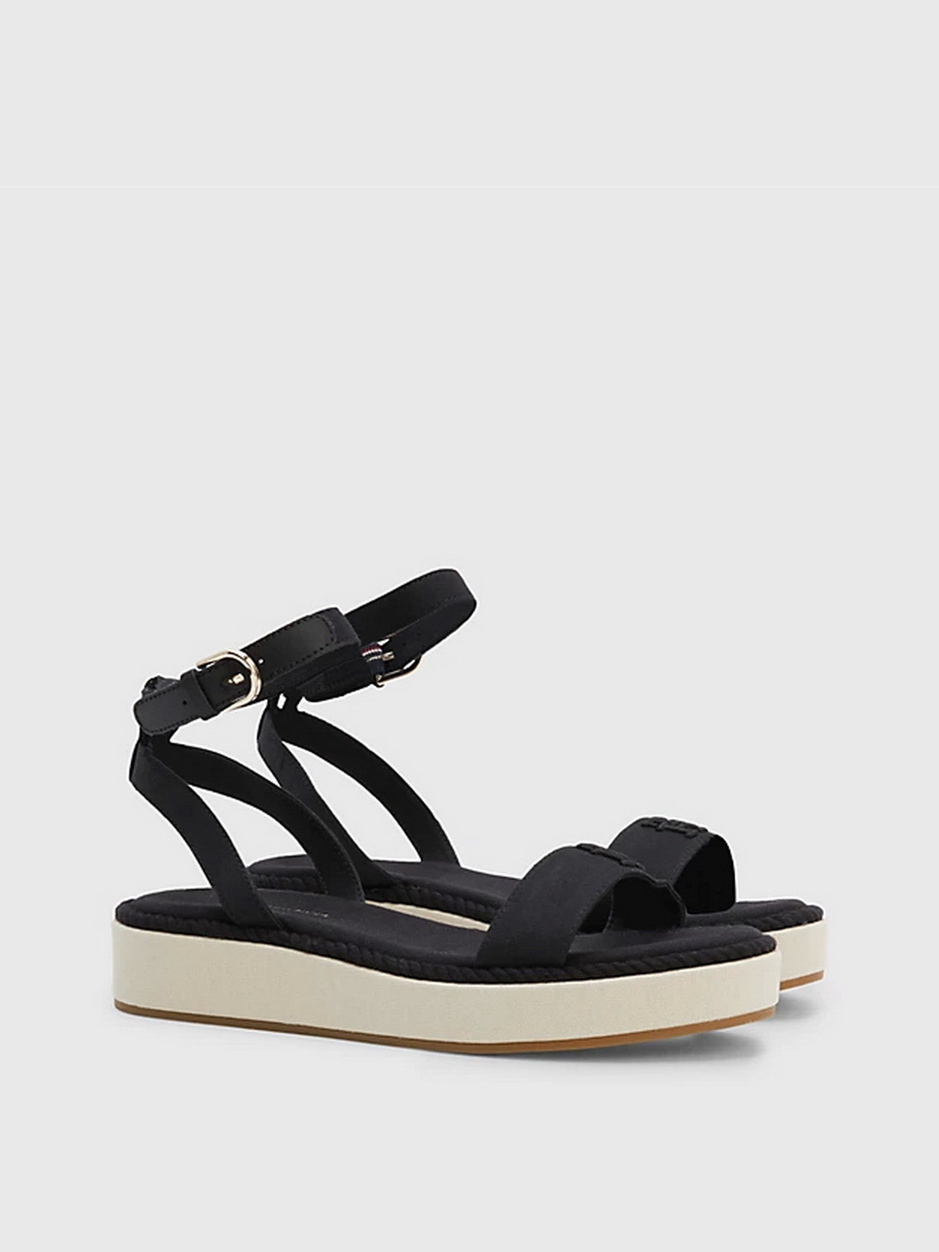 Сандалии Tommy Hilfiger модель FW0FW07019-BDS Сандалии Tommy Hilfiger модель FW0FW07019-BDS Фото