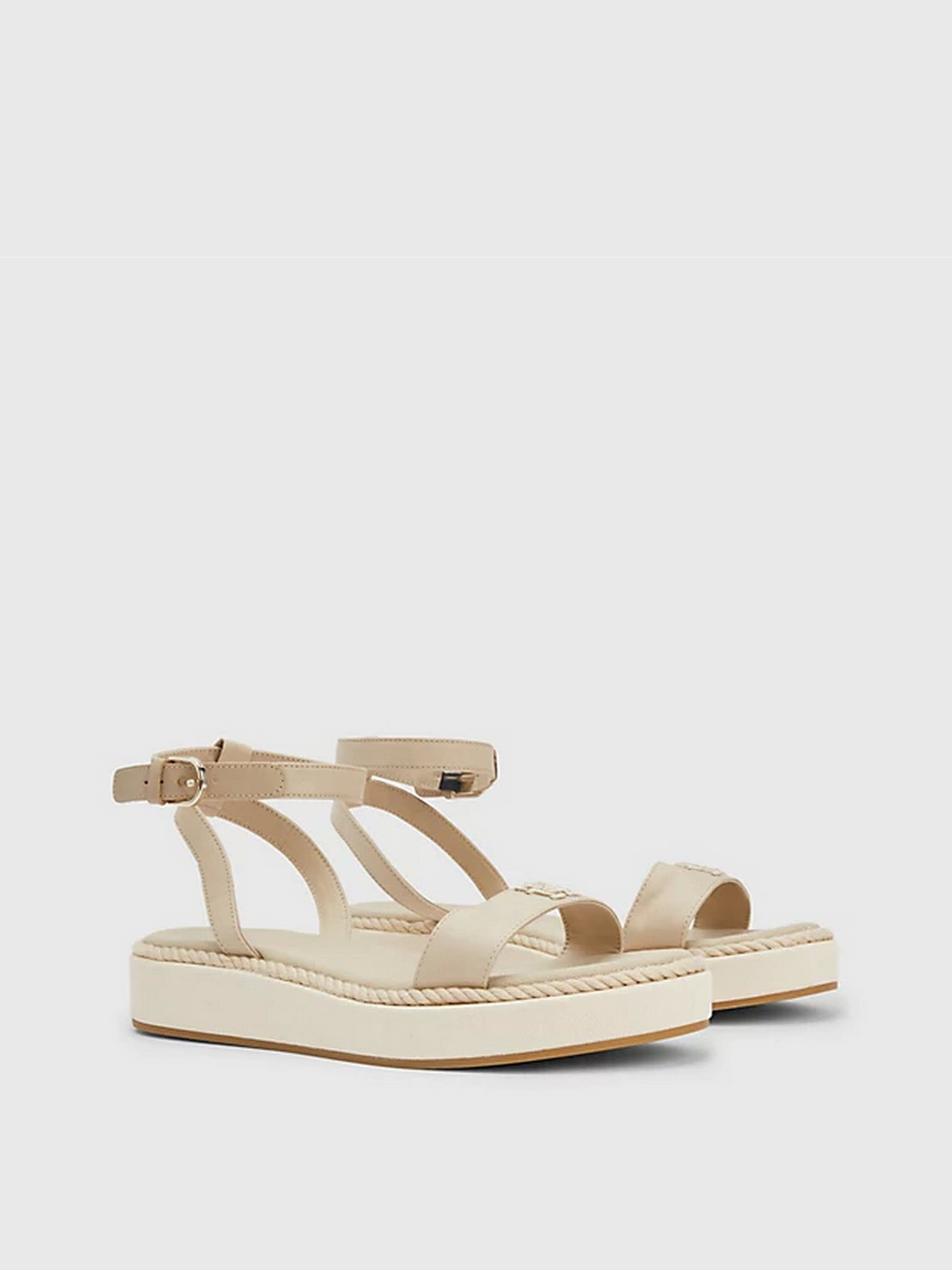 Сандалии Tommy Hilfiger модель FW0FW07019-RBT Сандалии Tommy Hilfiger модель FW0FW07019-RBT Фото