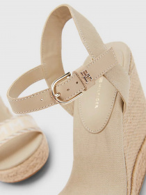 Босоніжки Tommy Hilfiger модель FW0FW07088-RBT Фото