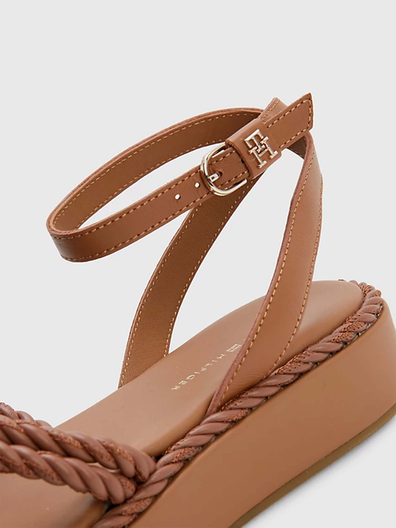 Сандалії Tommy Hilfiger модель FW0FW07136-GU9 Фото