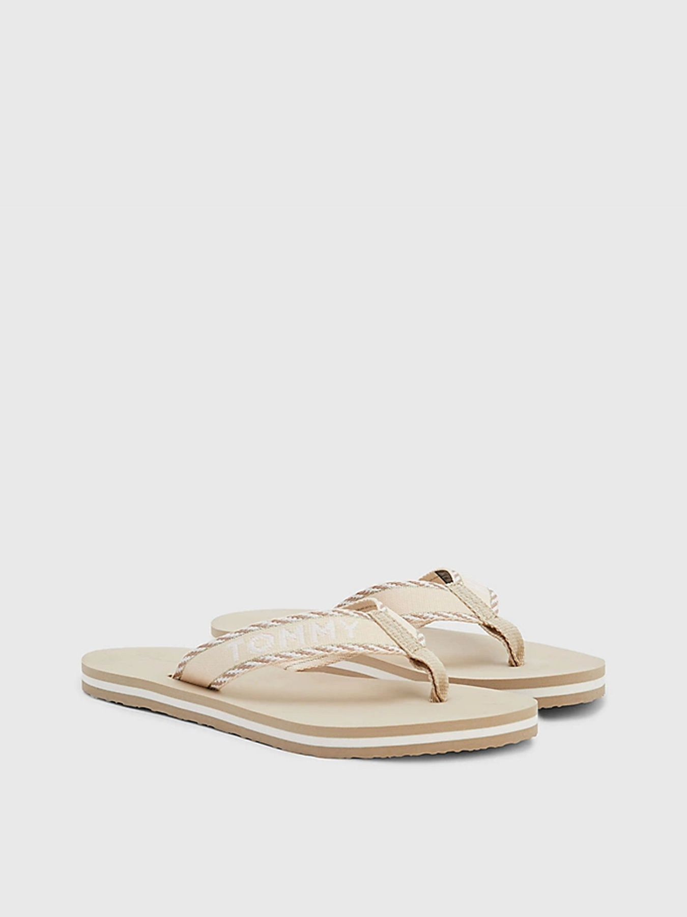 Вьетнамки Tommy Hilfiger модель FW0FW07143-RBT Вьетнамки Tommy Hilfiger модель FW0FW07143-RBT Фото