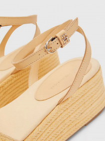 Босоніжки Tommy Hilfiger модель FW0FW07161-AAY Фото