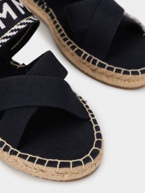 Шлепанцы Tommy Hilfiger модель FW0FW07181-DW6 Фото