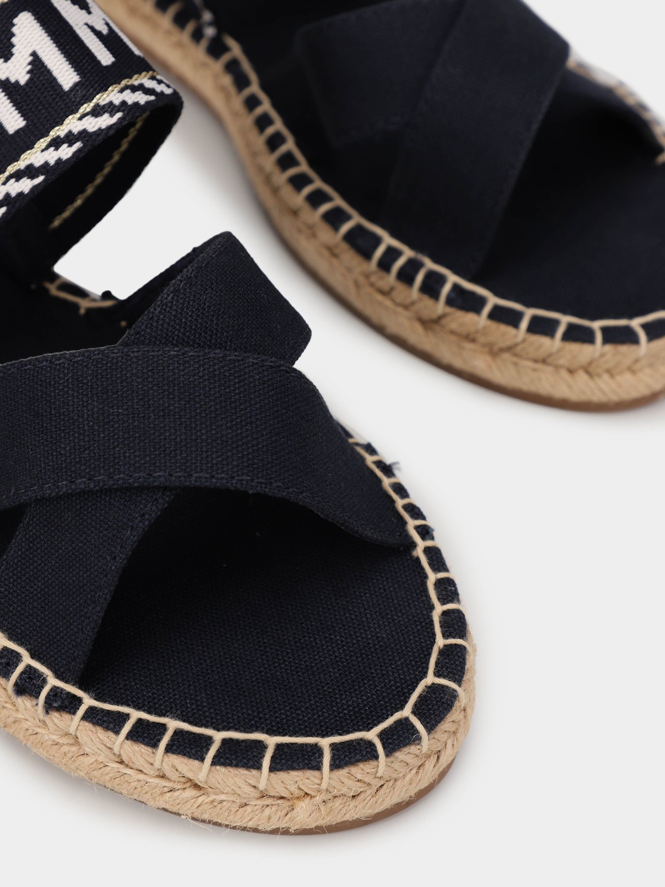 Шлепанцы Tommy Hilfiger модель FW0FW07181-DW6 Фото