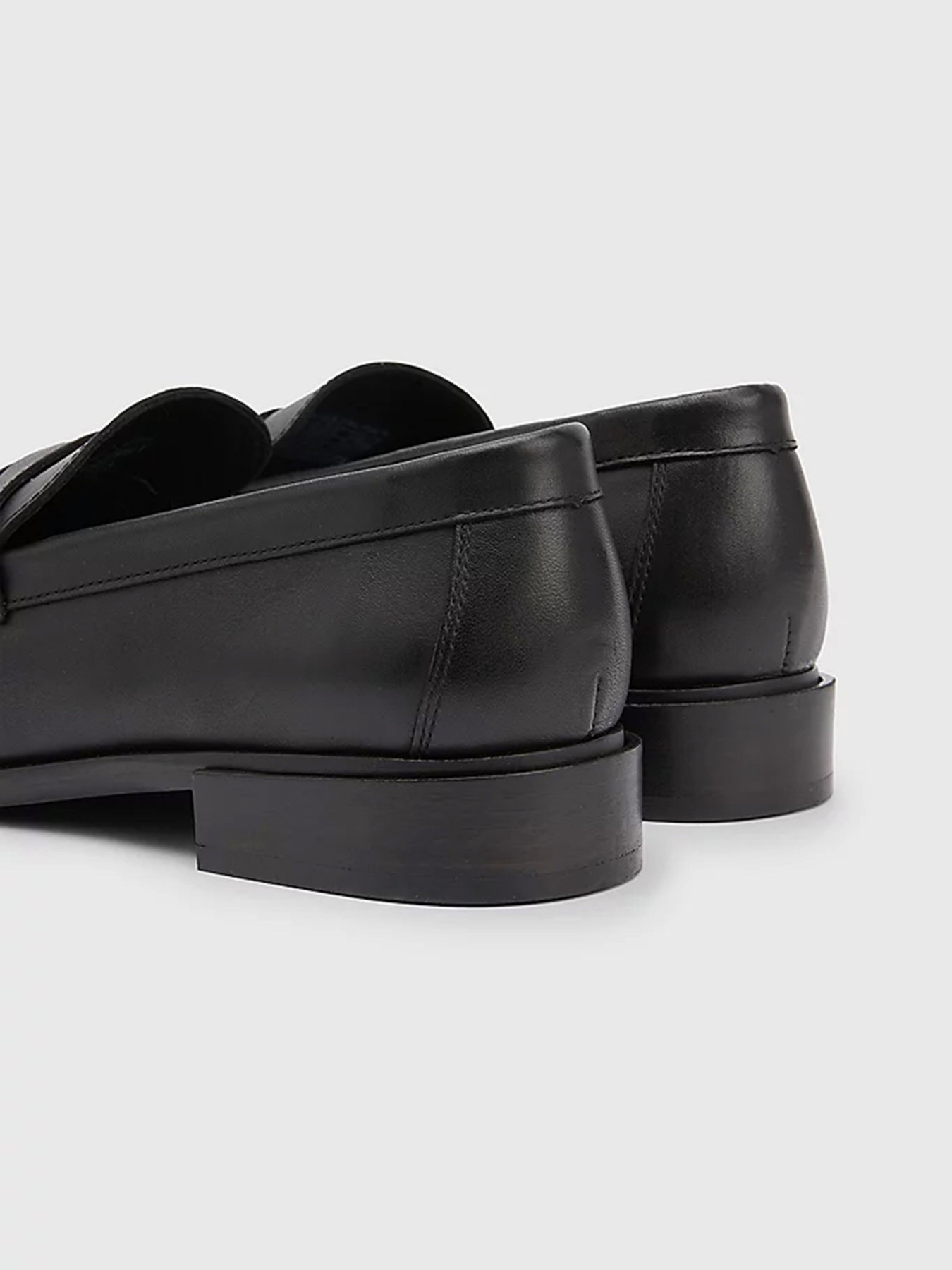 Лоферы Tommy Hilfiger модель FW0FW07215-BDS Фото