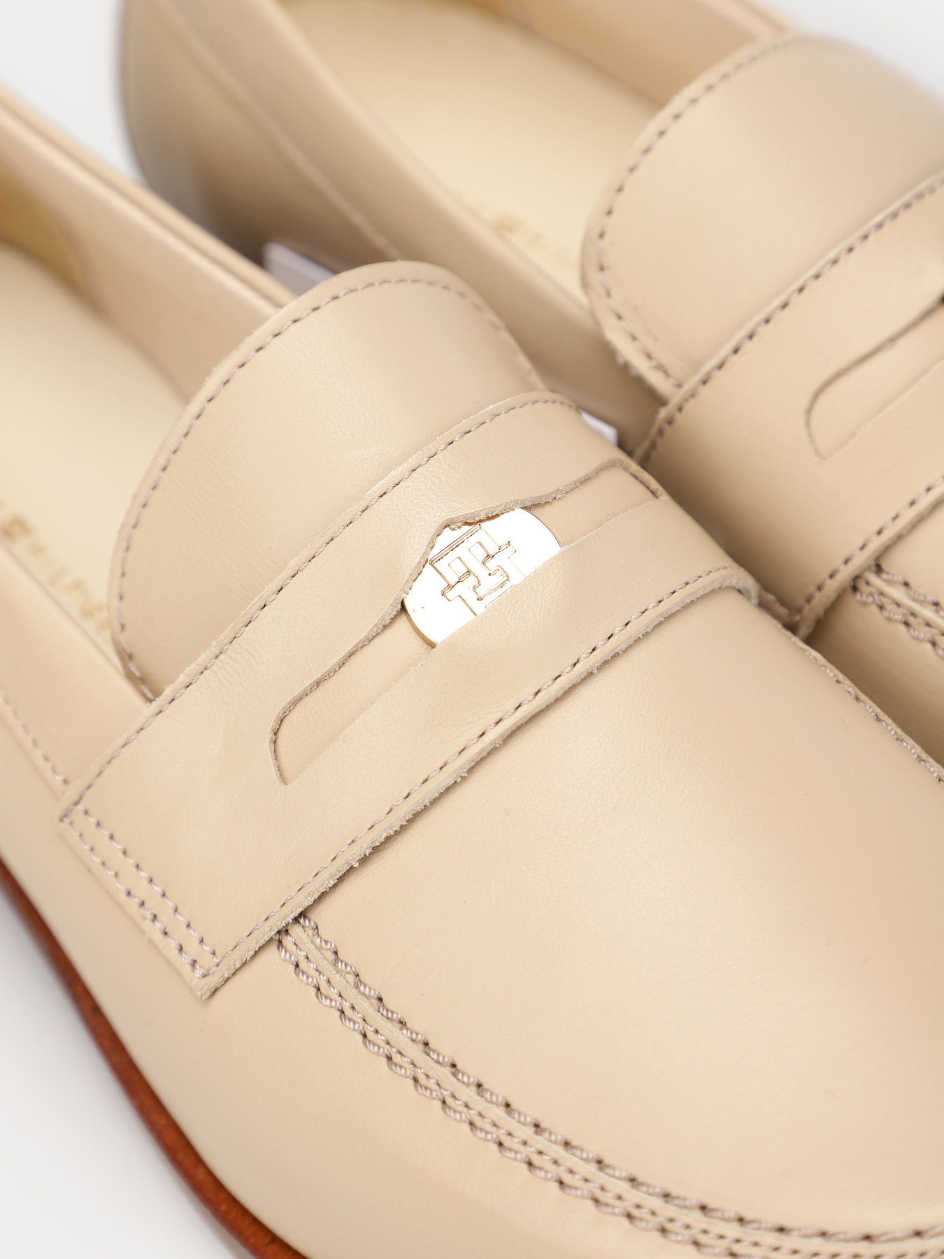 Лоферы Tommy Hilfiger модель FW0FW07215-RBT Фото