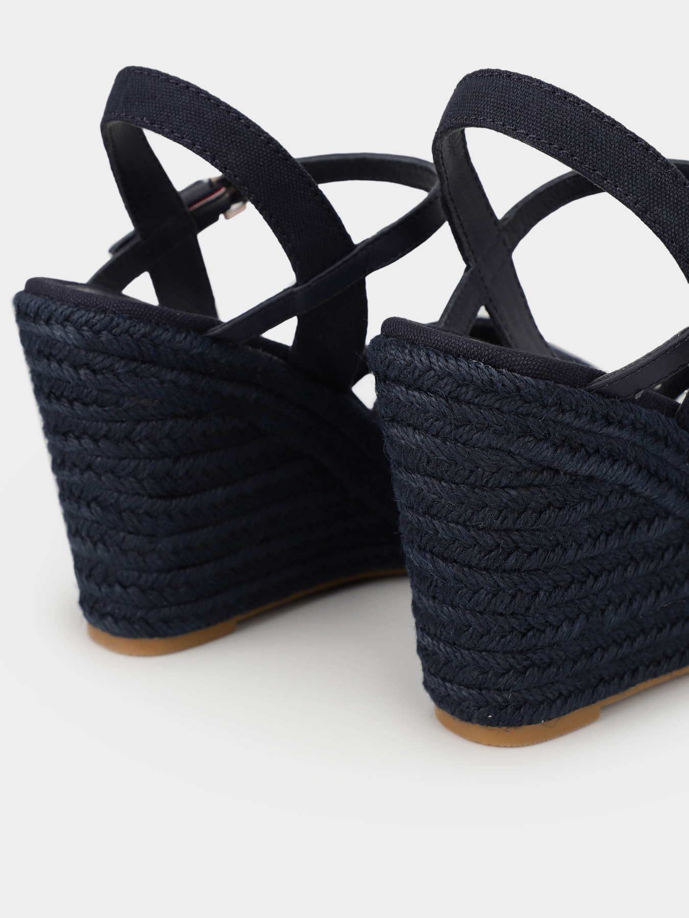 Босоножки Tommy Hilfiger модель FW0FW07220-DW6 Фото