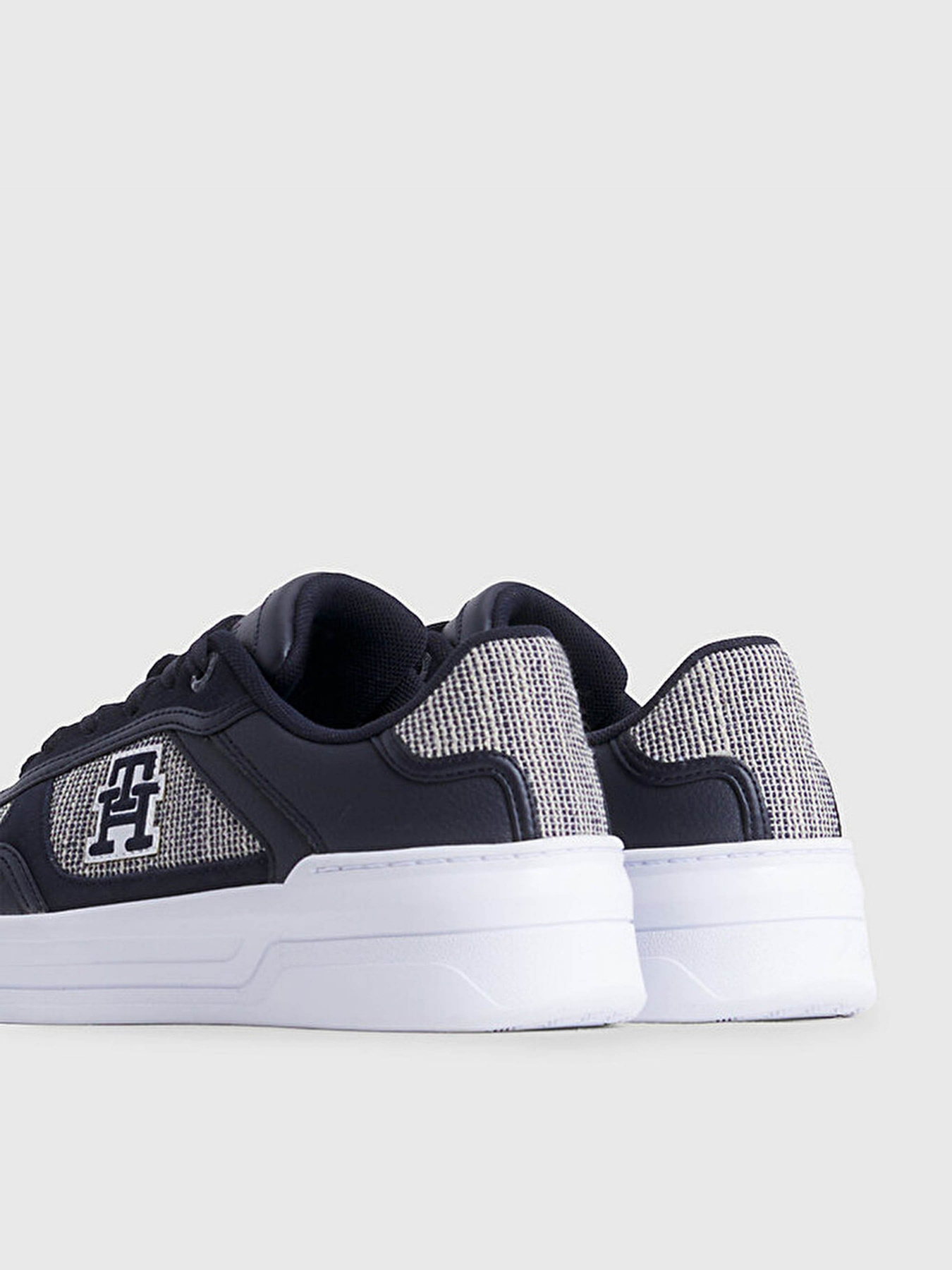 Кеди низькі Tommy Hilfiger WOVEN BASKET SNEAKER модель FW0FW07289-DW6 Фото