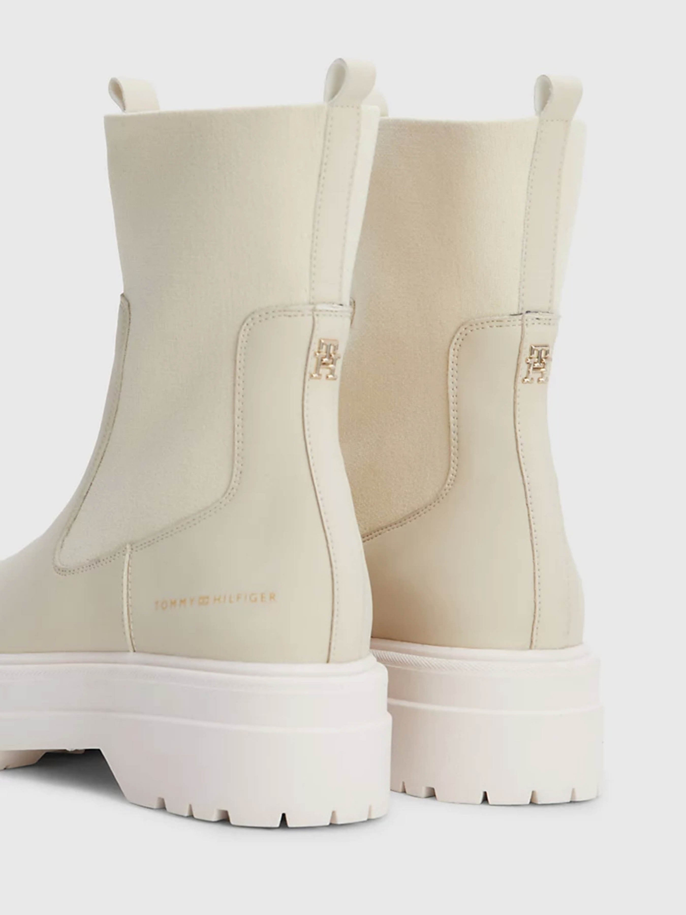 Челсі Tommy Hilfiger CHUNKY CLEAT RAIN модель FW0FW07226-ACI Фото