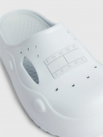 Сабо Tommy Hilfiger ARCHIVE MULE модель EN0EN02436-CYO Фото