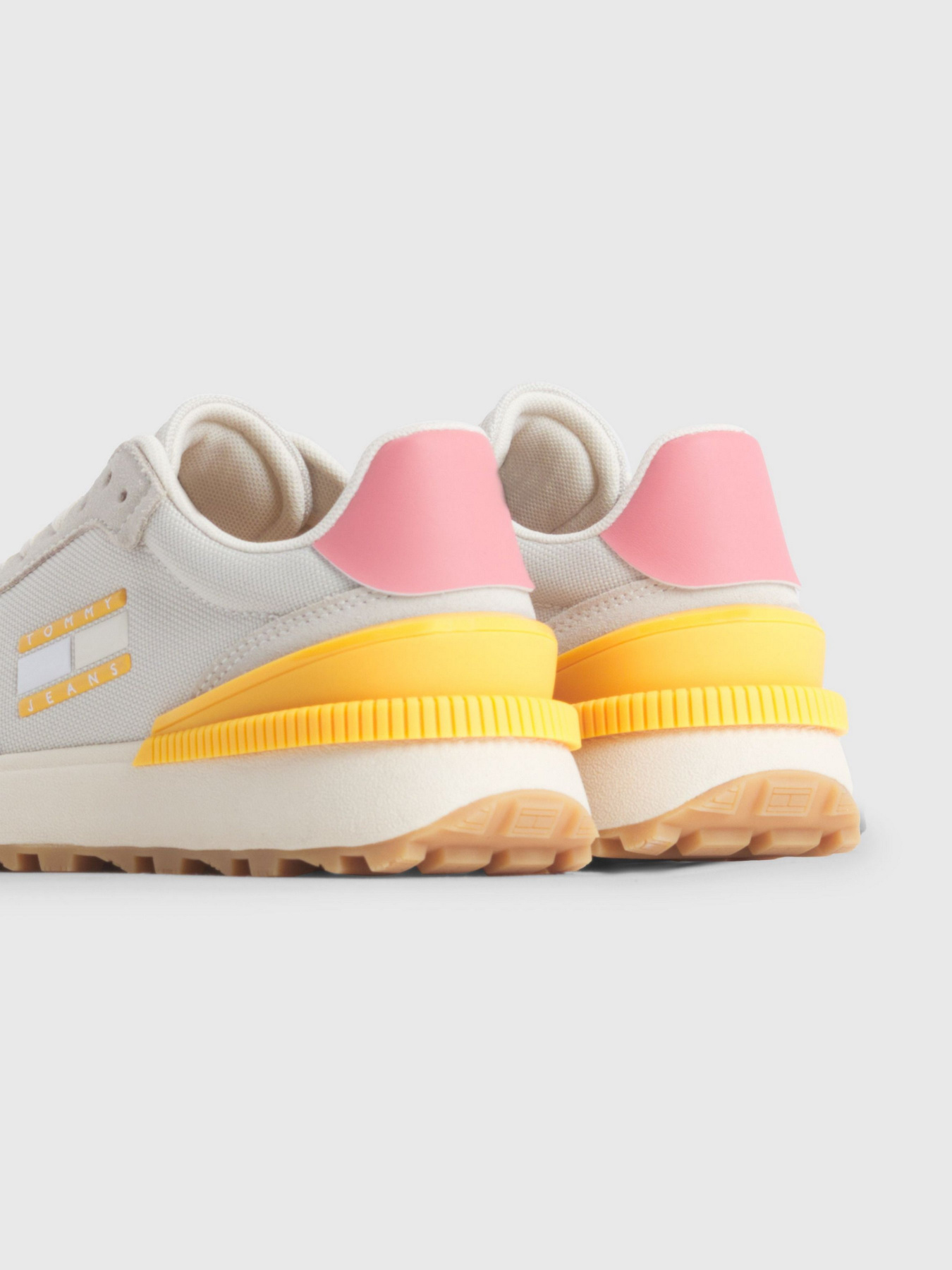 Кросівки повсякденні Tommy Hilfiger RECYCLED TEXTILE CLEAT RUNNER модель EN0EN02358-AEV Фото